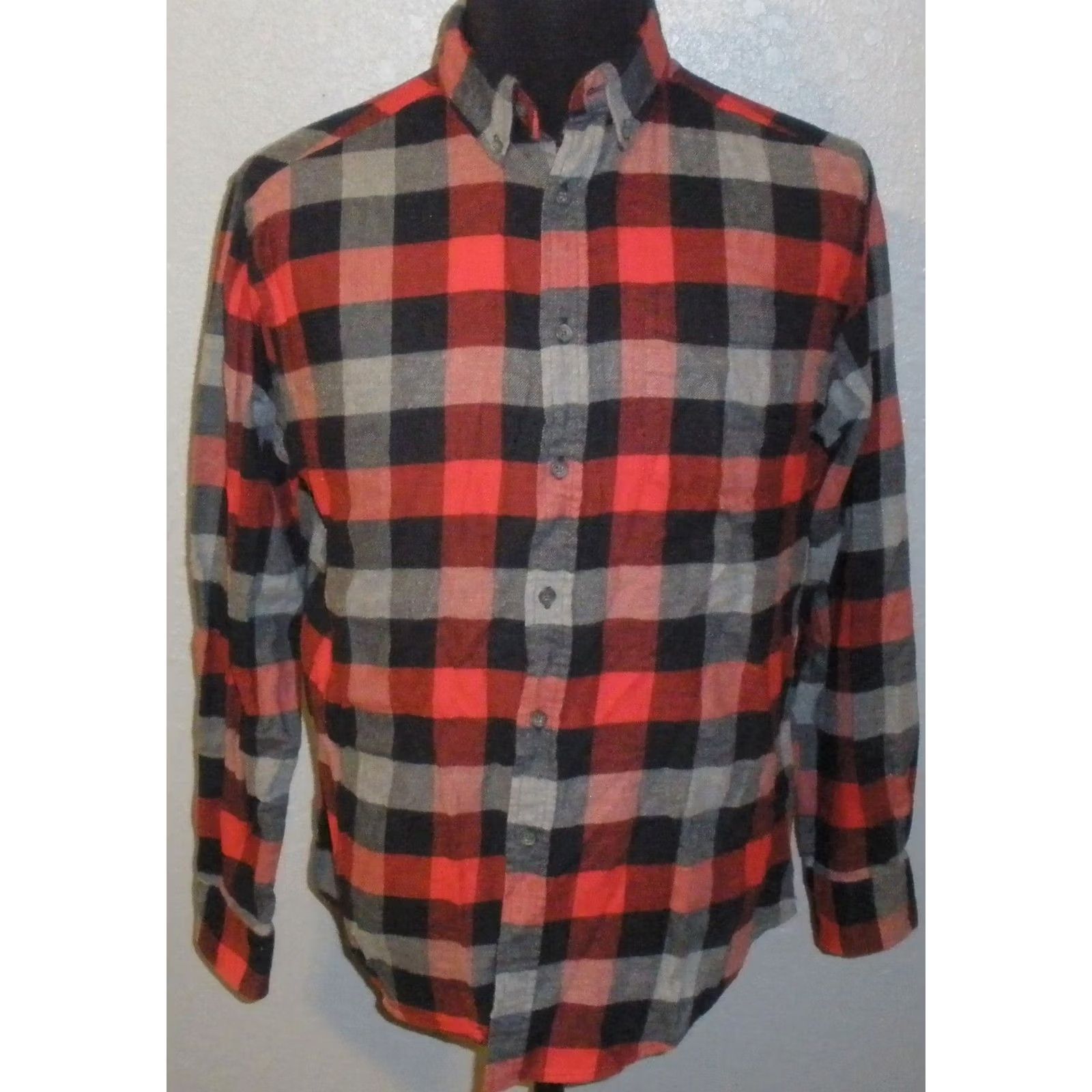 Croft & Barrow Croft & Barrow Lightweight Plaid Shirt Long Sleeve Button-Up Shirt M Mens Multicolor Casual, Workwear, All Seasons Size US M / EU 48-50 / 2 - 2 Thumbnail