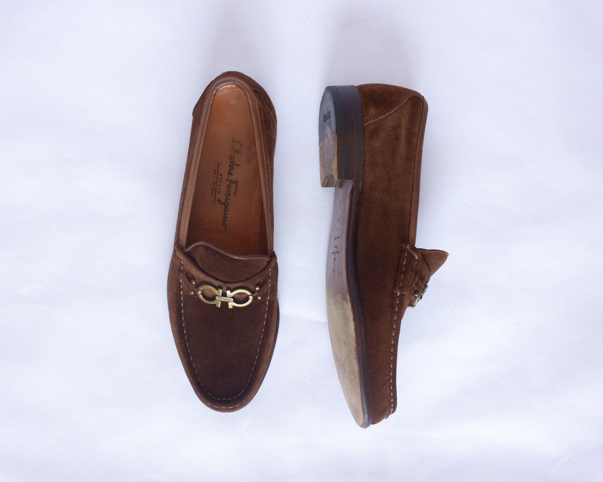 Salvatore Ferragamo 850$Ferragamo Moccasin Gancini Testa Di Moro Ornament Suede Size US 9 / EU 42 - 1 Thumbnail