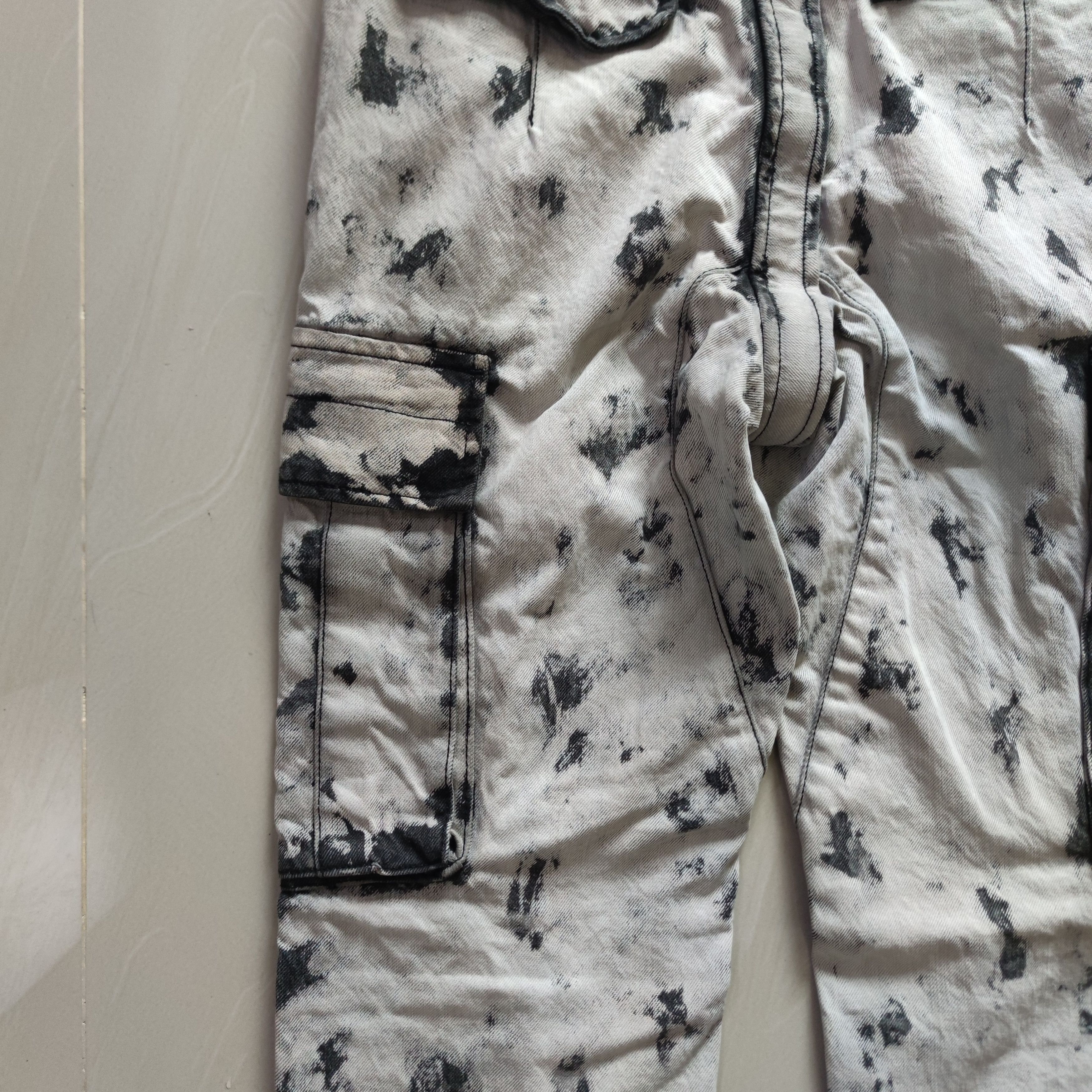 Designer × H&M GIAMBATTISTA VALLI PARIS x H&M RARE DESIGN JEAN Size US 30 / EU 46 - 8 Thumbnail