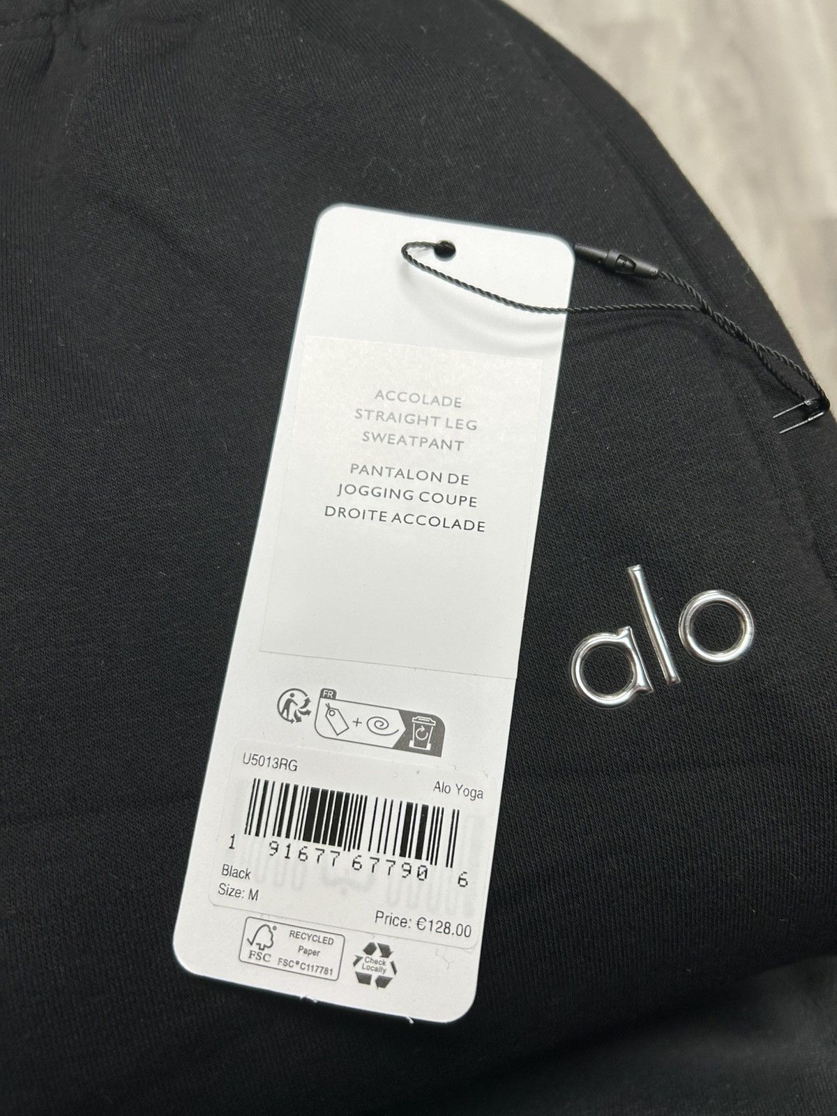 Alo Alo Accolade Straight Leg Sweatpant - BNWT Size Medium Size US 30 / EU 46 - 4 Thumbnail