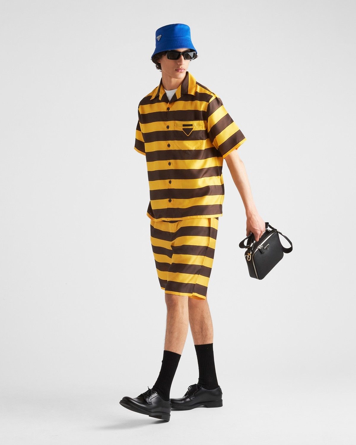 Prada oc11z0625 Short-Sleeved Printed Silk Shirt in Yellow/Brown Size US XL / EU 56 / 4 - 2 Thumbnail