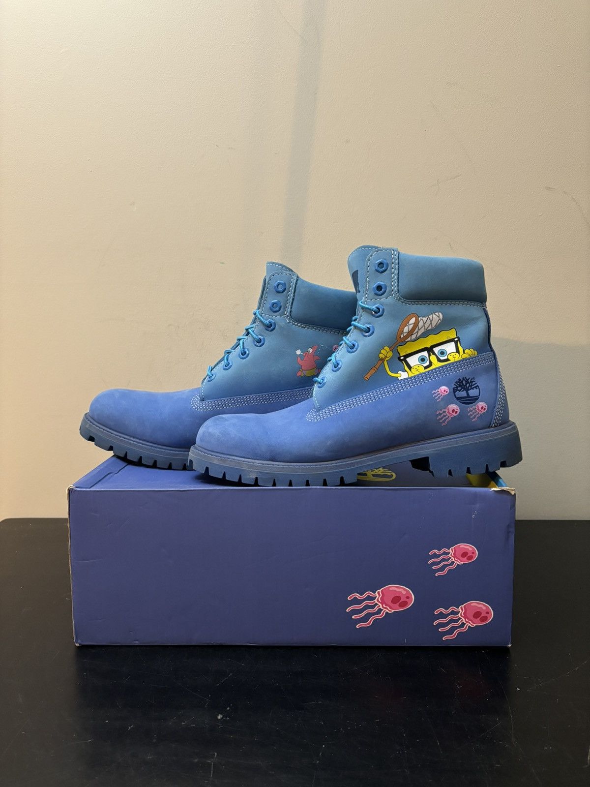 Timberland Timberland 6 Inch Suede Boots SpongeBob Jellyfish Blue Size US 9.5 / EU 42-43 - 1 Thumbnail