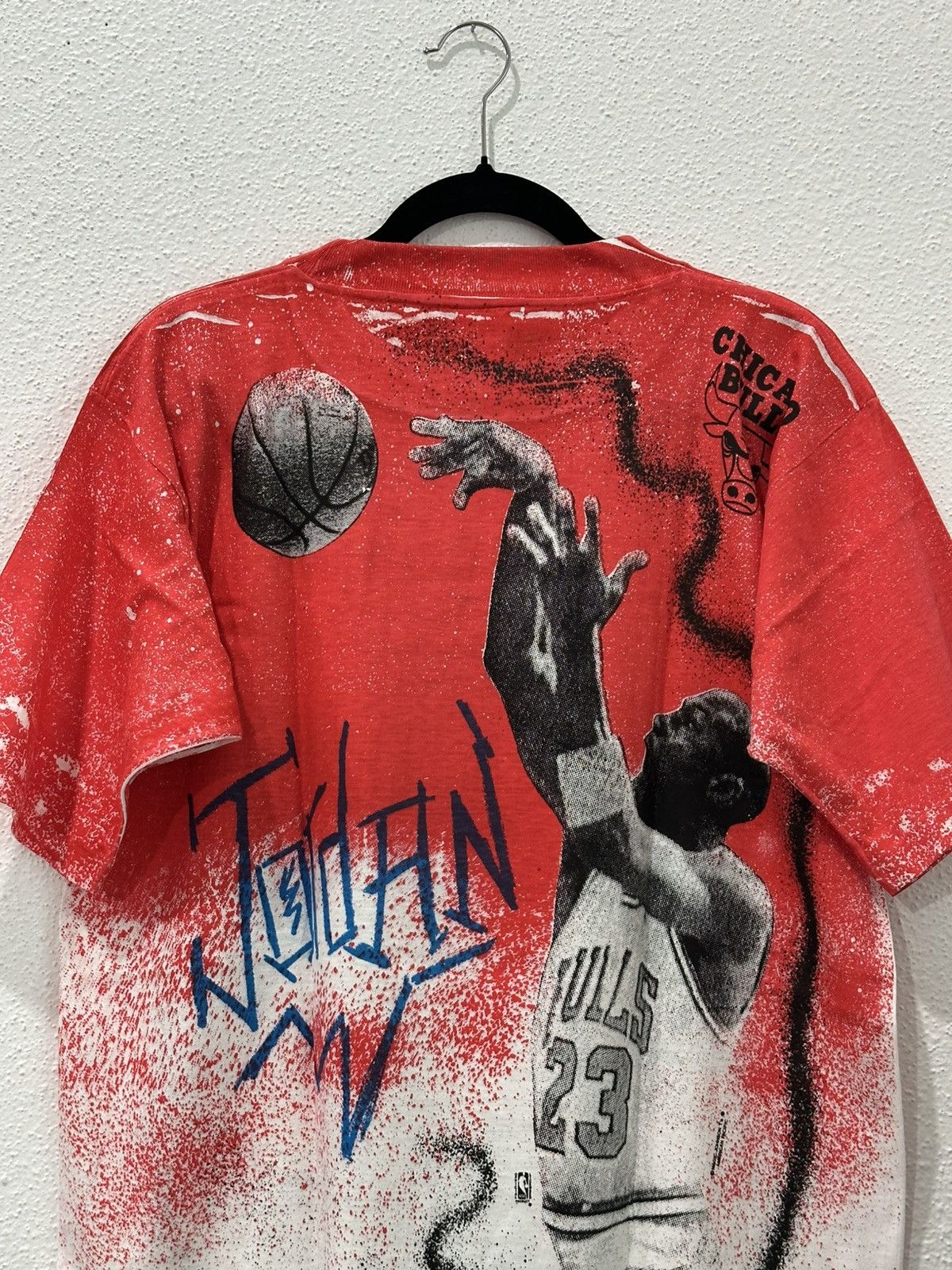 Jordan Brand Vintage 90s Michael Jordan Chicago Bulls AOP MagicJohnsonT’s Size US L / EU 52-54 / 3 - 4 Thumbnail