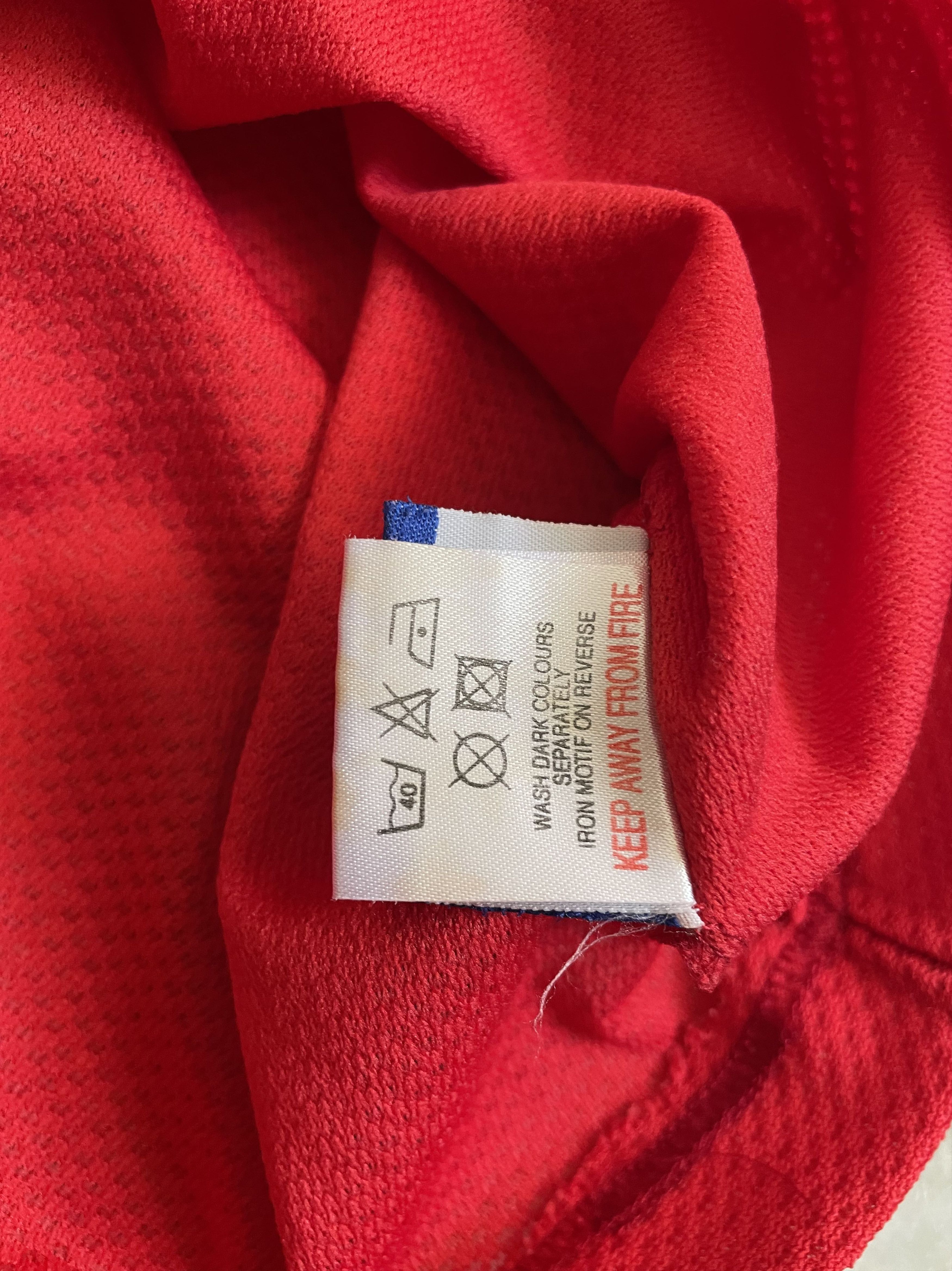 Reebok × Vintage Reebok Liverpool 1998-2000 home vintage soccer jersey Size US M / EU 48-50 / 2 - 6 Thumbnail