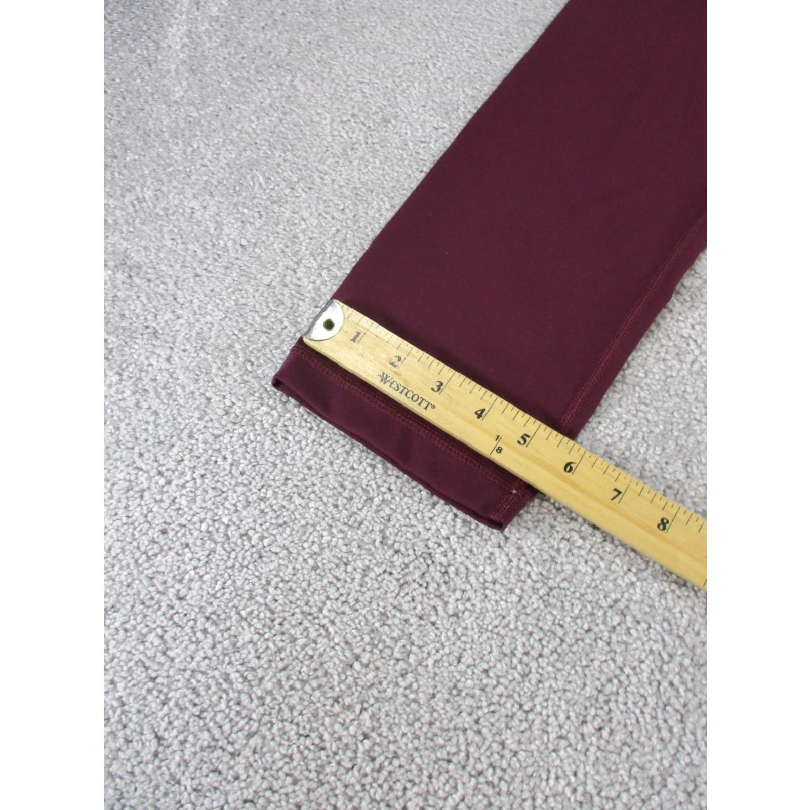 Lululemon Lululemon Leggings Womens 10 Wunder Under Crop HR Burgundy Red Shirt Cropped Athletic Activewear Women 10 Red 90s? Size 32" / US 10 / IT 46 - 4 Thumbnail
