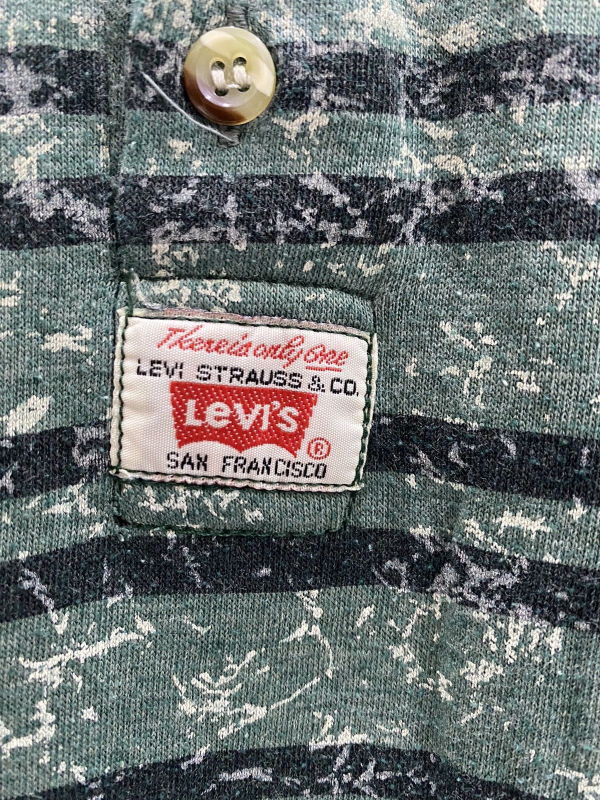 Levi's LEVIS VINTAGE TSHIRT Size US XL / EU 56 / 4 - 4 Thumbnail