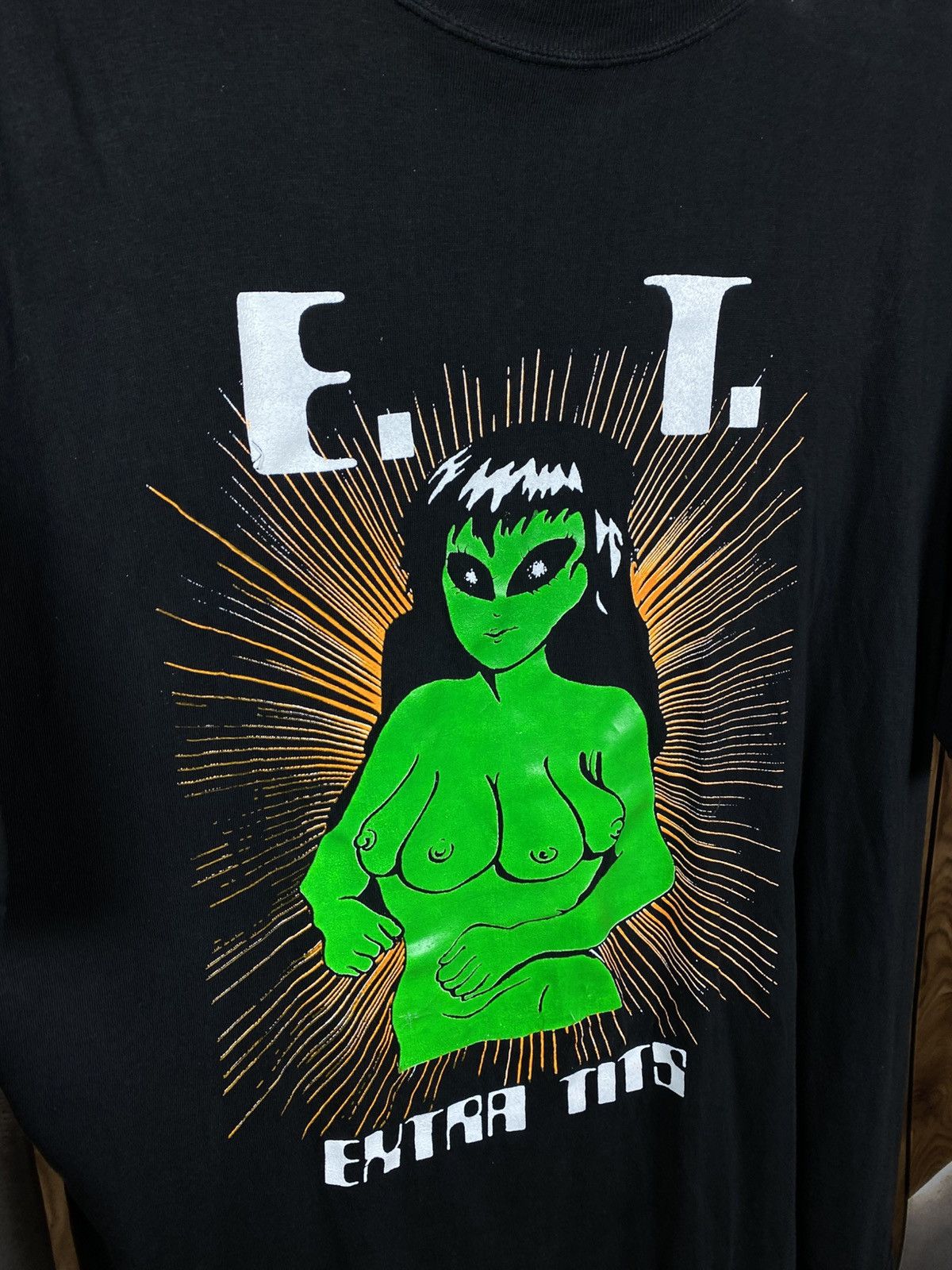 Alien Workshop 🛸Vintage 90s T-Shirt E.T. Extra Tits Aliens Humor Tee🛸 Size US XL / EU 56 / 4 - 2 Thumbnail