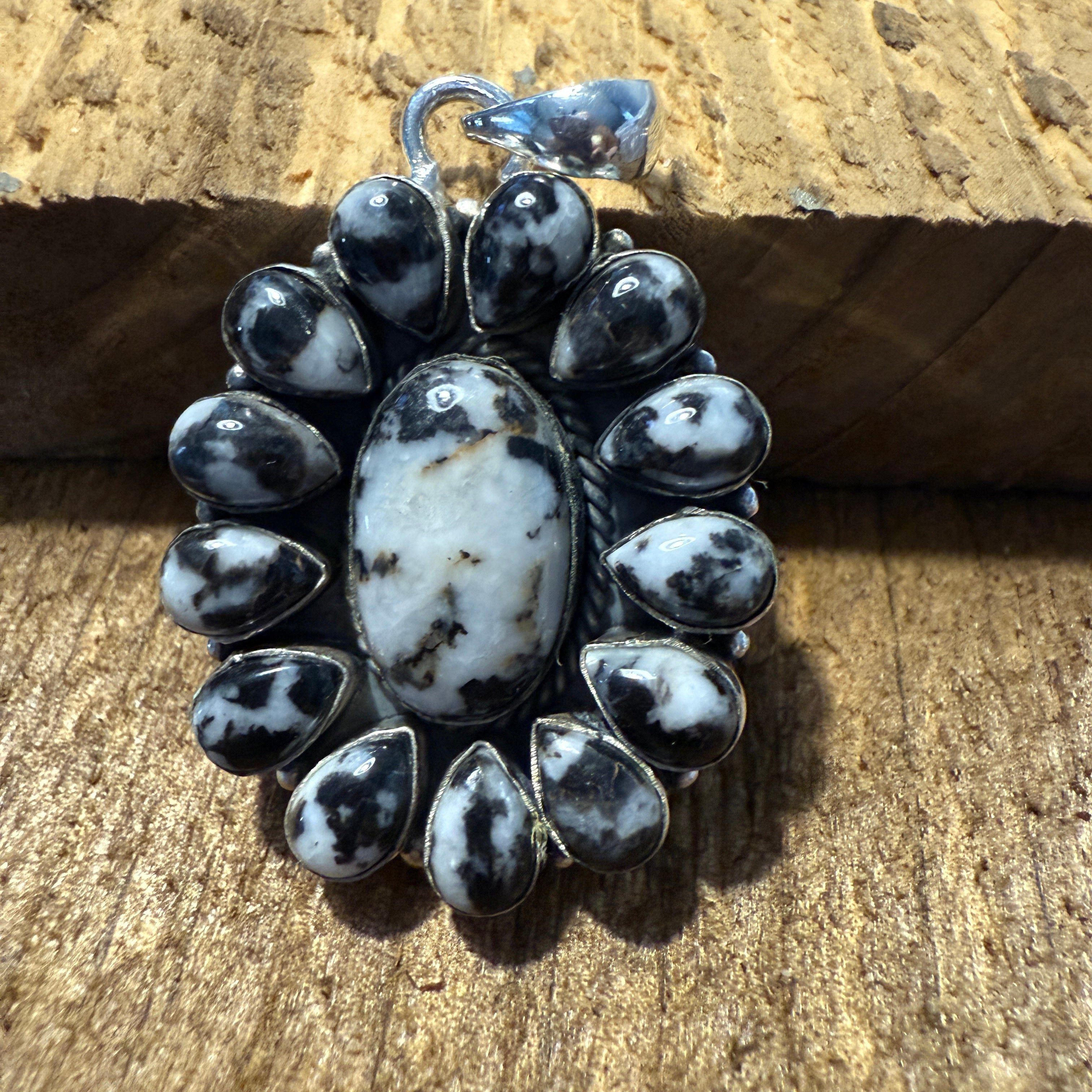 Other White Buffalo Dahlia Turquoise Gemstone Navajo Pendant Size ONE SIZE - 5 Thumbnail
