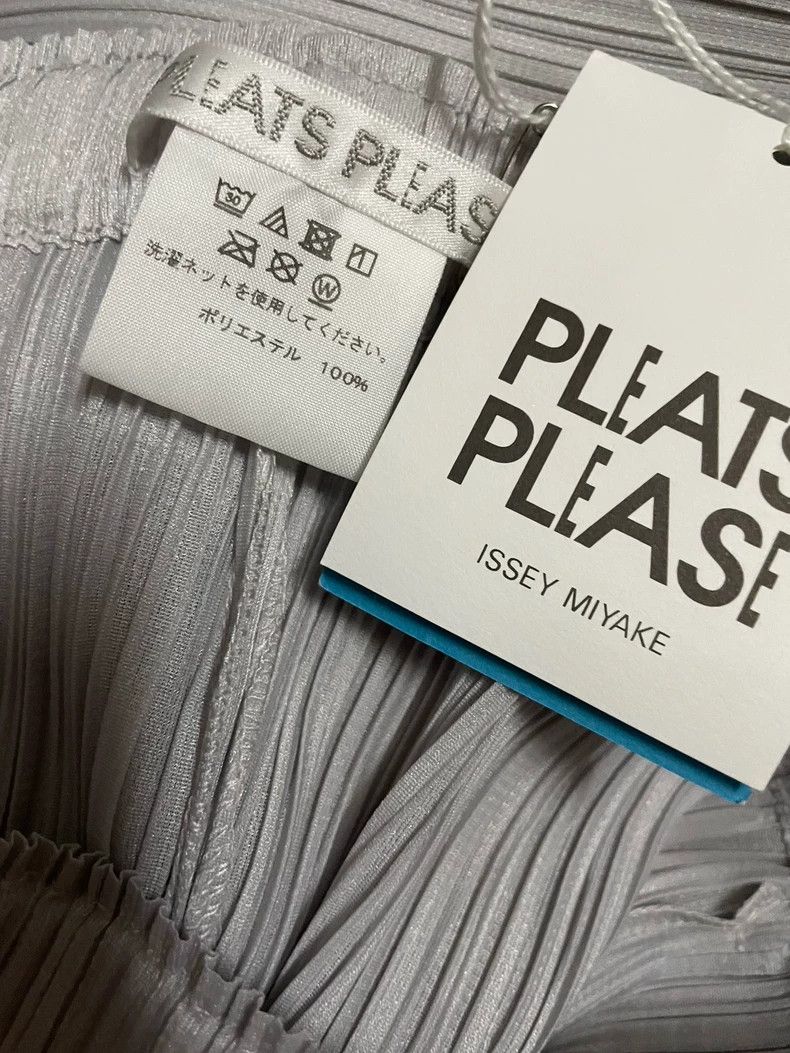 Issey Miyake Issey Miyake size:3 Light grey pleated pants Size 42" / US 20 - 2 Thumbnail