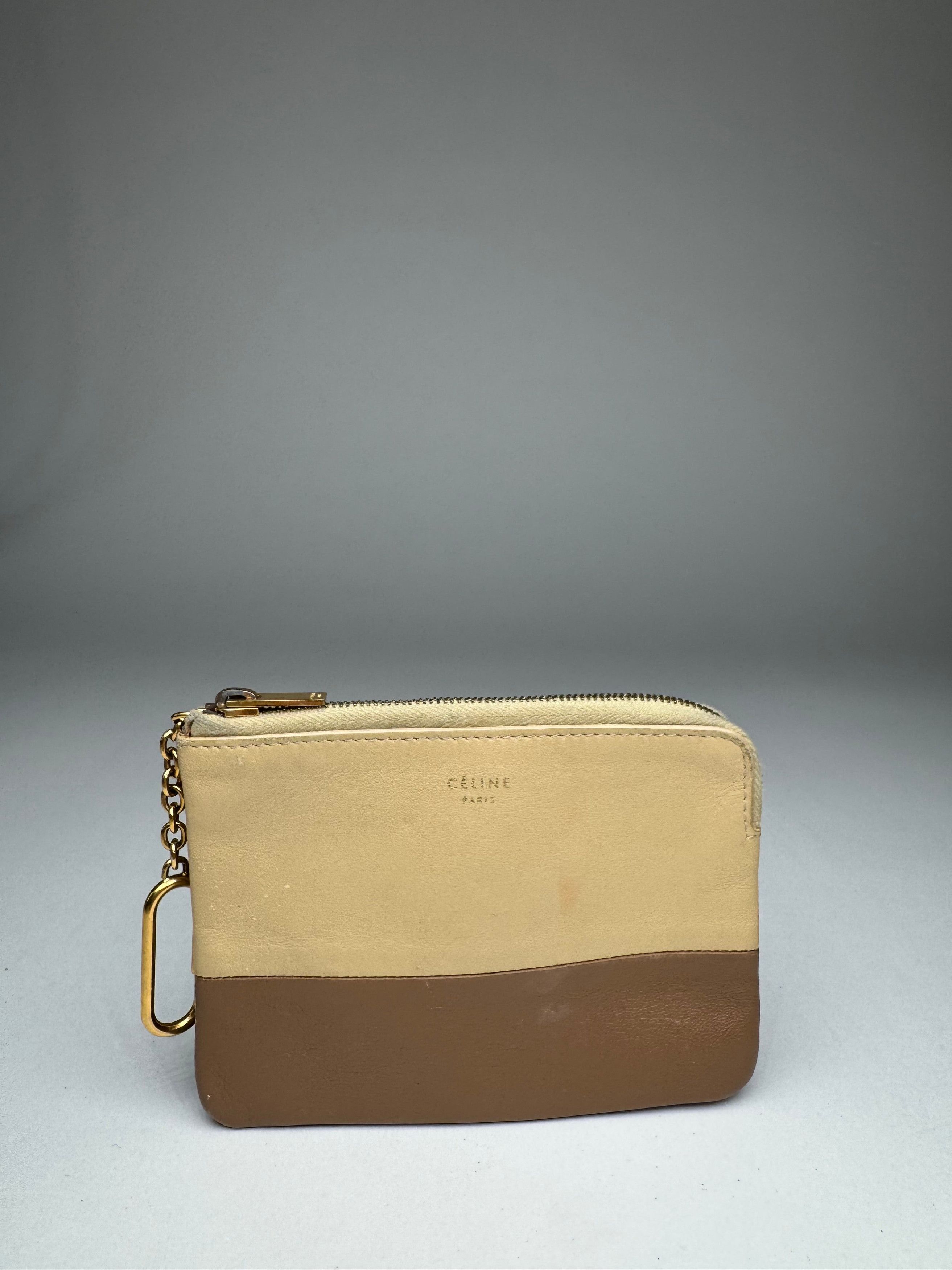 Celine Vintage Paris Leather Card Holder Beige Brown Size ONE SIZE - 1 Thumbnail