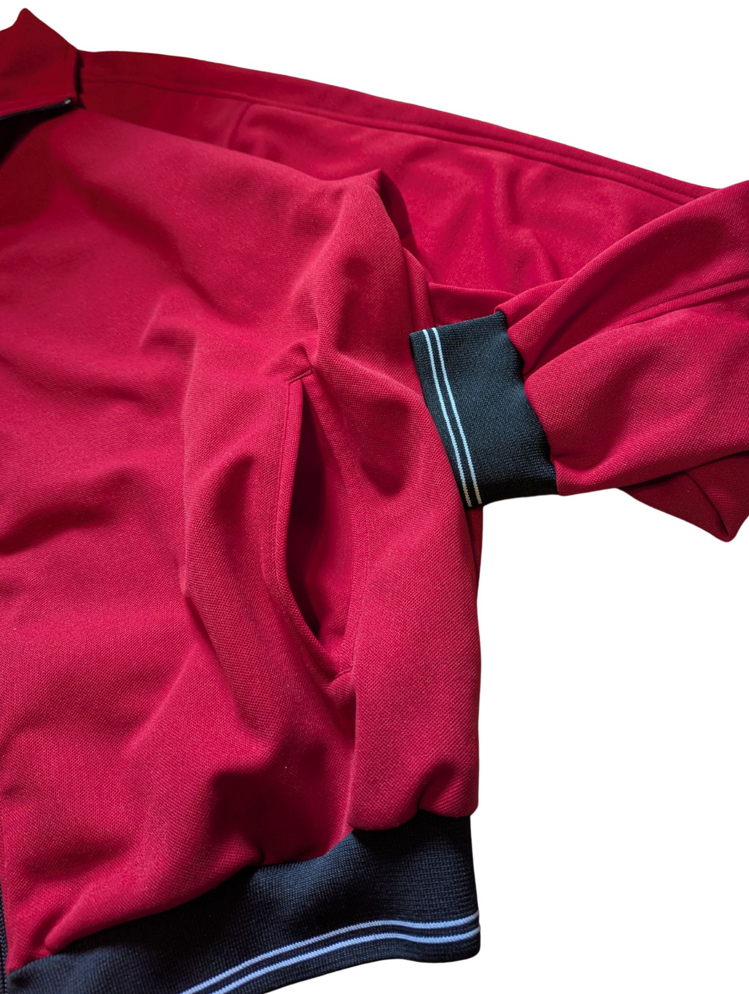 Nike Vintage Nike Red Track Jacket Y2K Small Swoosh Oversized Fit Size US L / EU 52-54 / 3 - 7 Thumbnail
