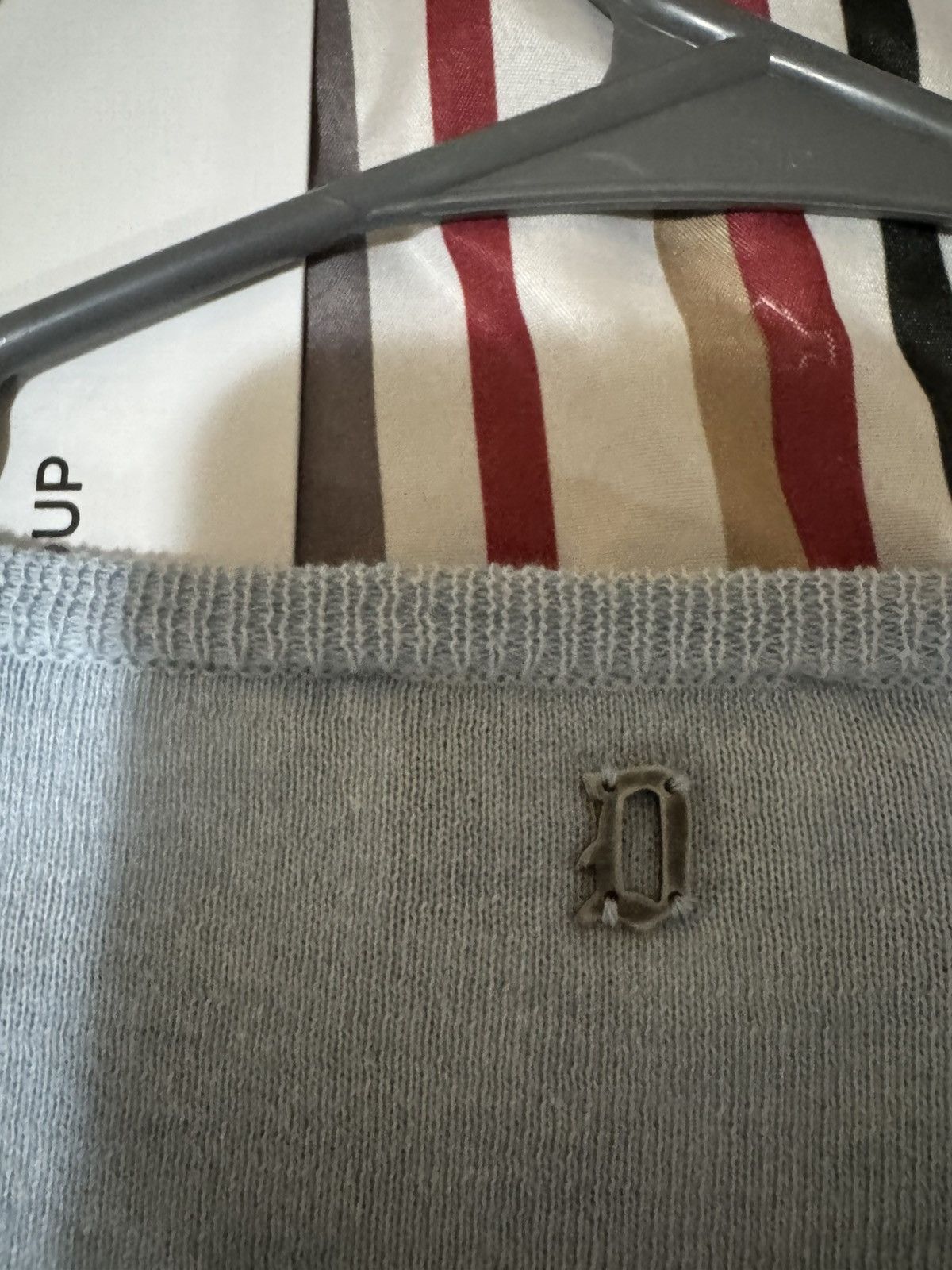Dondup Dondup sweater in light baby blue size L Size US M / EU 48-50 / 2 - 9 Thumbnail