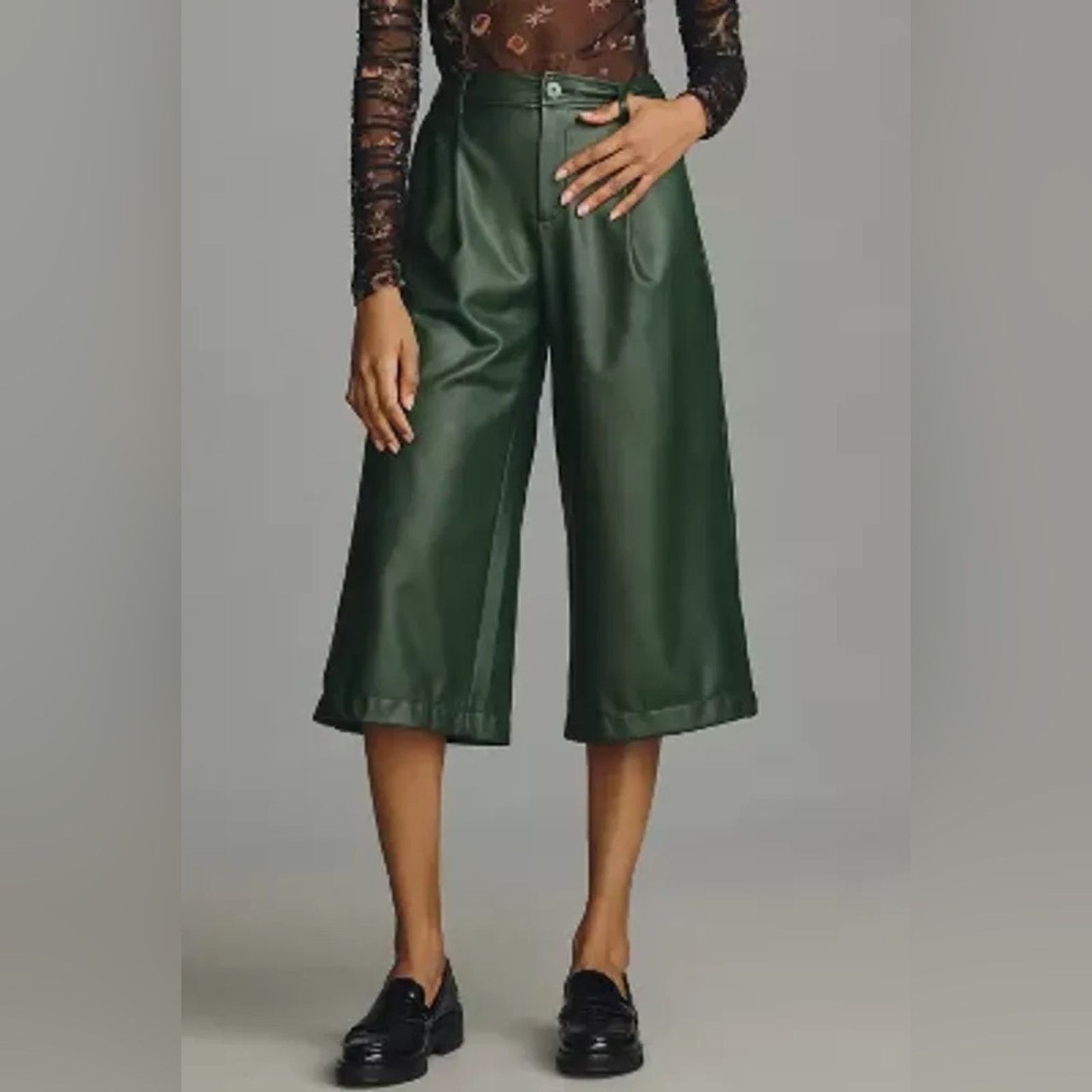 Anthropologie Anthropologie Faux Leather Capris Culottes Cropped US 8 Size 30" / US 8 / IT 44 - 1 Thumbnail