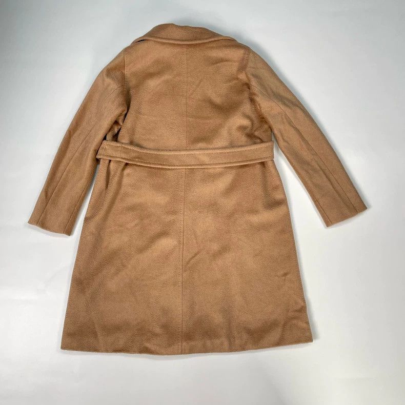 Max Mara Max Mara Camel Velvet Belt Coat Size M / US 6-8 / IT 42-44 - 2 Thumbnail