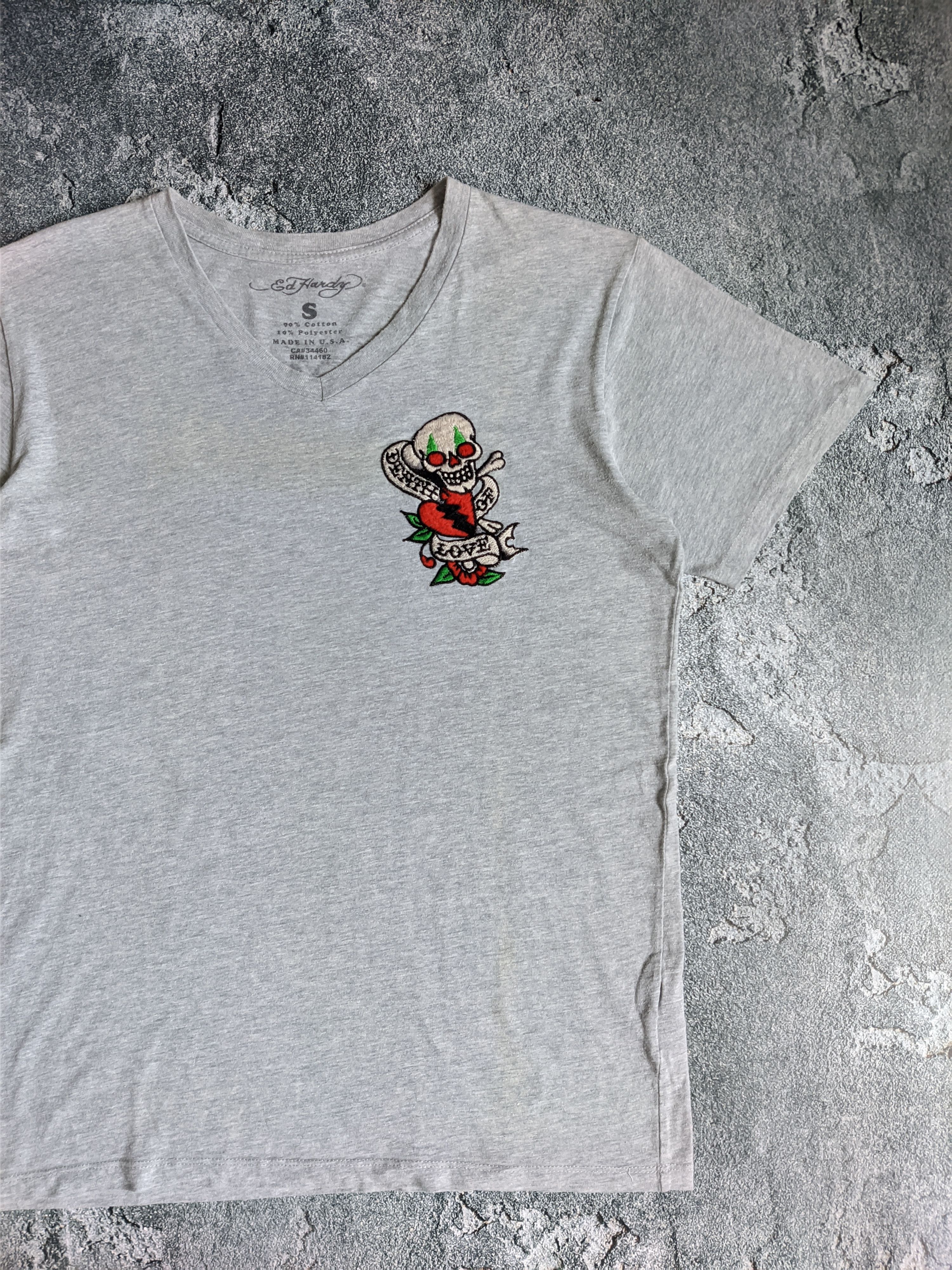 Ed Hardy Vintage ed hardy tshirt y2k big logo Size US S / EU 44-46 / 1 - 6 Thumbnail