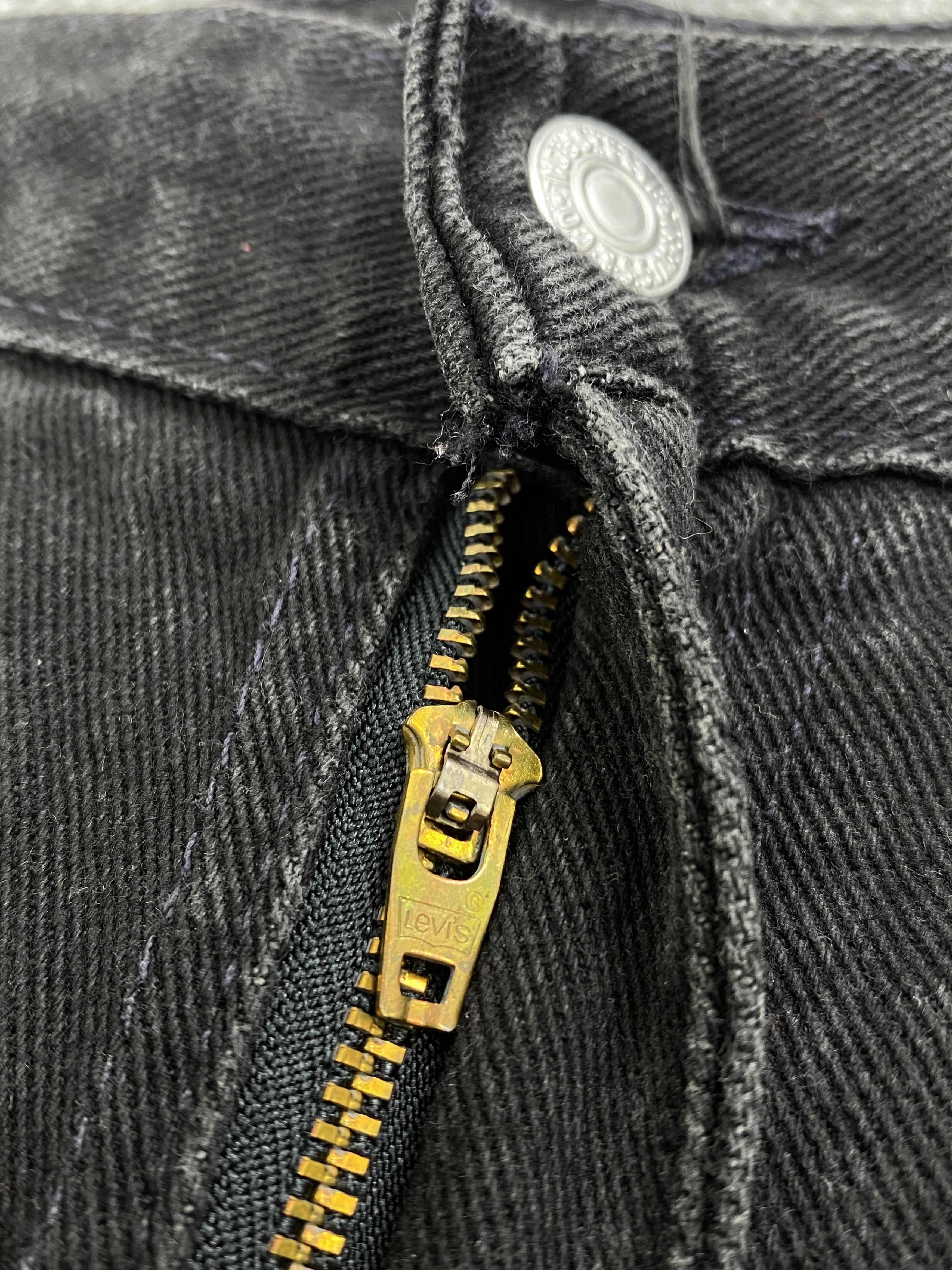 Levi's × Vintage Vintage 90s Levis 559 Super Black Jeans Size US 41 - 11 Thumbnail