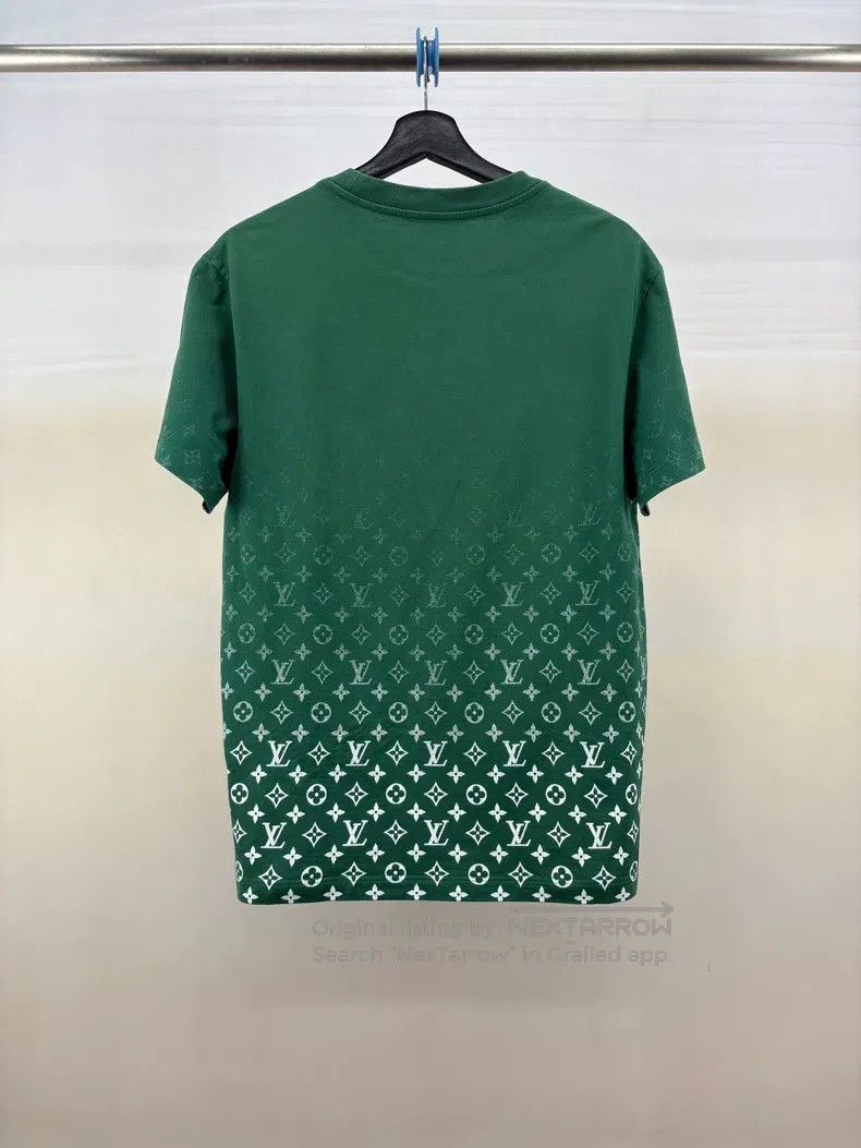 Louis Vuitton Louis Vuitton Green gradient full print short sleeve Size US M / EU 48-50 / 2 - 2 Thumbnail