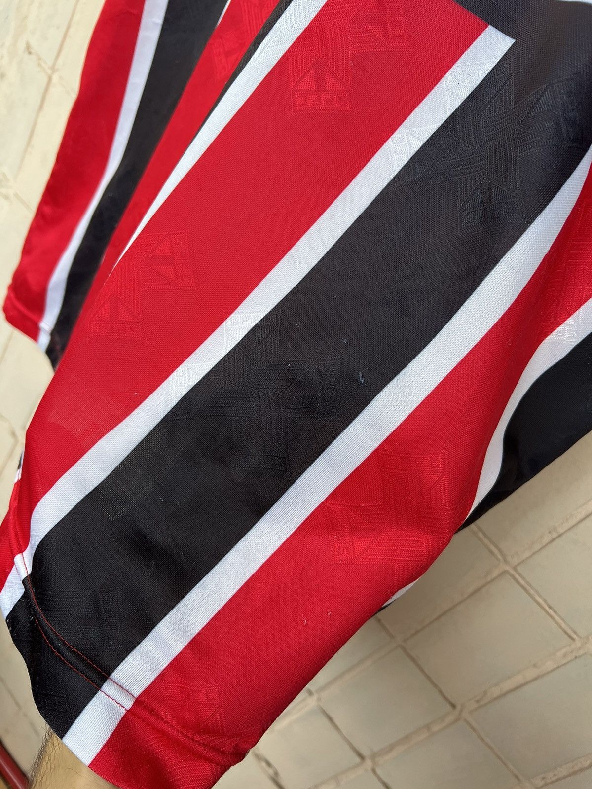 Vintage Vintage Jersey Sao Paulo Penalty Away Shirt Brazil 90s #10 Size US M / EU 48-50 / 2 - 9 Thumbnail