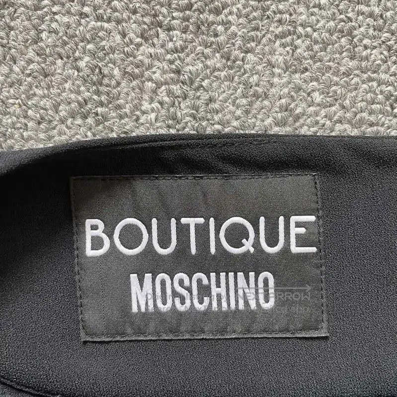 Moschino Moschino Black Polyester Women's Sweatshirt . Size S / US 4 / IT 40 - 4 Thumbnail
