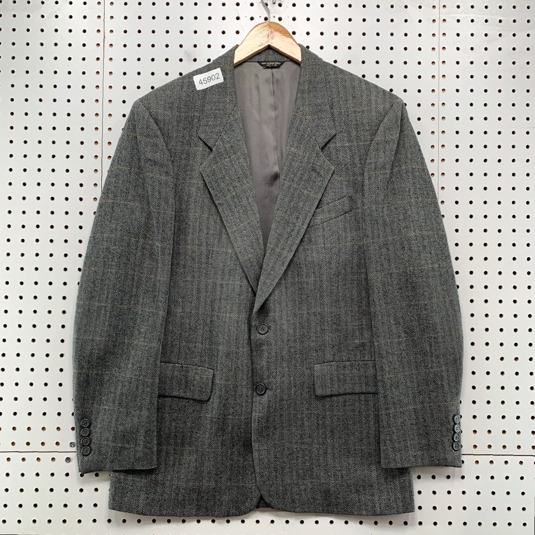 Vintage VINTAGE Barrister Blazer Mens Size 40 Gray Herringbone 100% Wool USA Baskin Size 40R - 2 Thumbnail