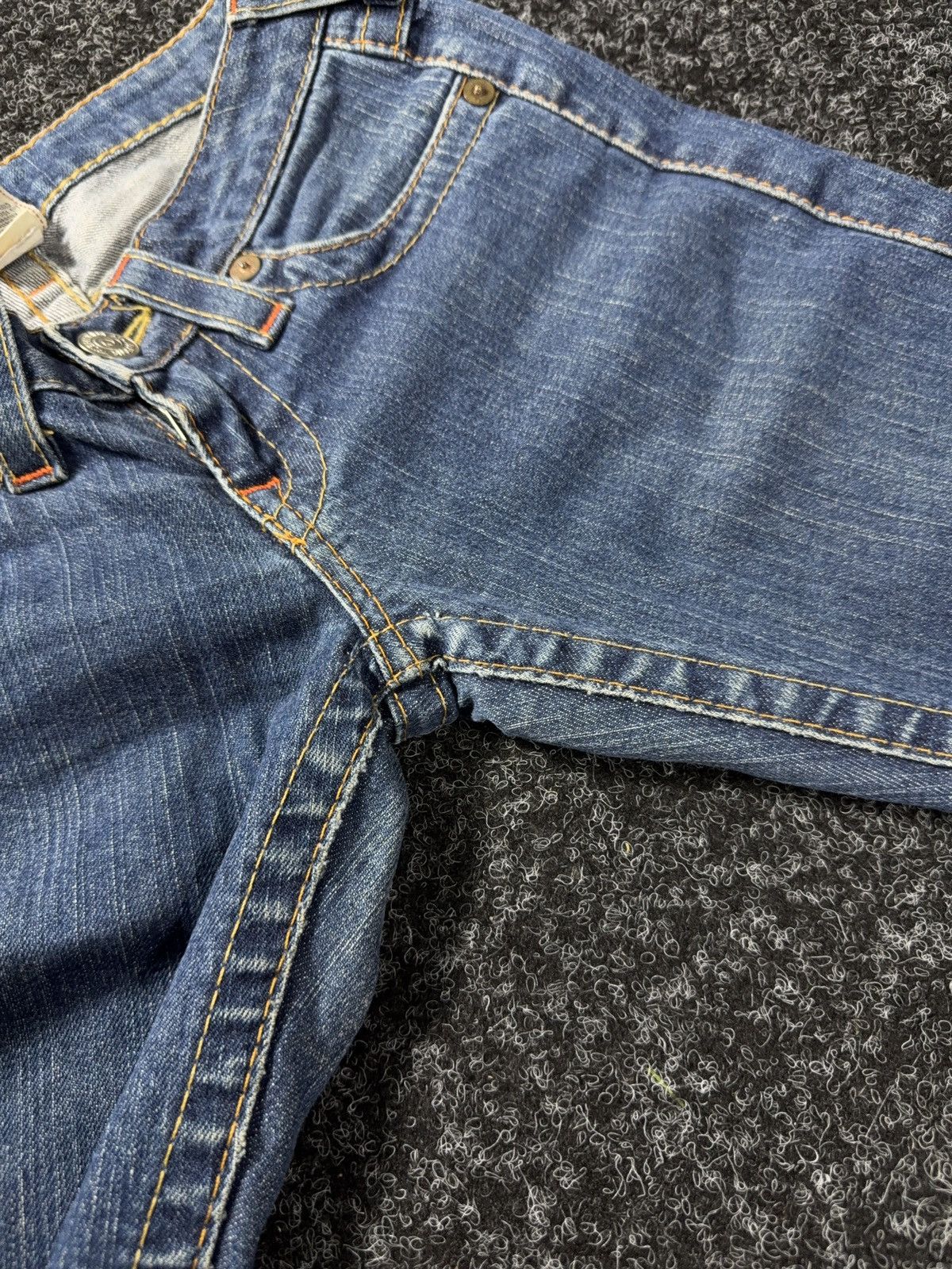 True Religion 00s True Religion USA Dirty Distressed Y2K Bootcut Jeans USA Size 25" / US 0 / IT 36 - 9 Thumbnail