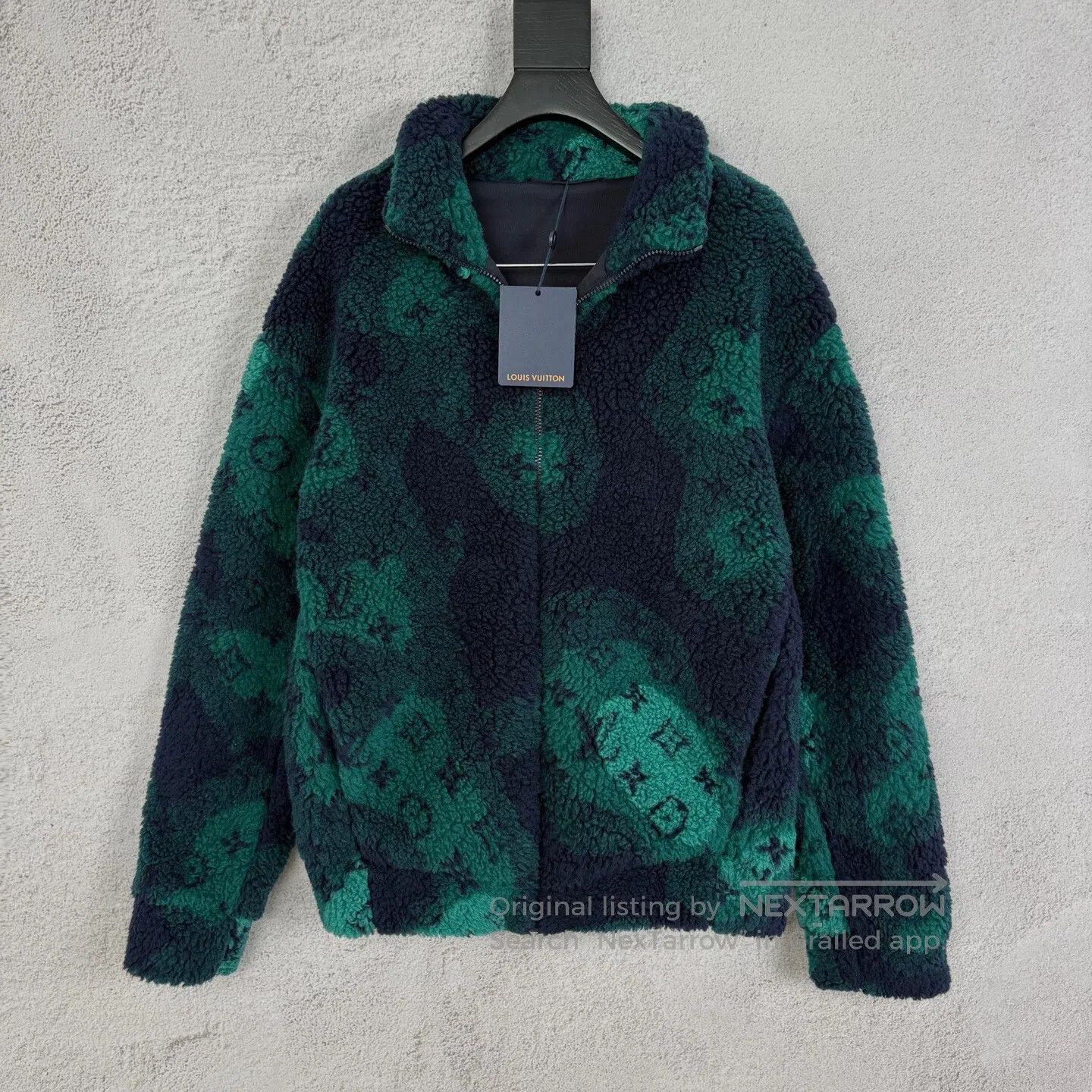Louis Vuitton Louis Vuitton Teddy bear patterned full-print fleece zippe Size US L / EU 52-54 / 3 - 1 Thumbnail