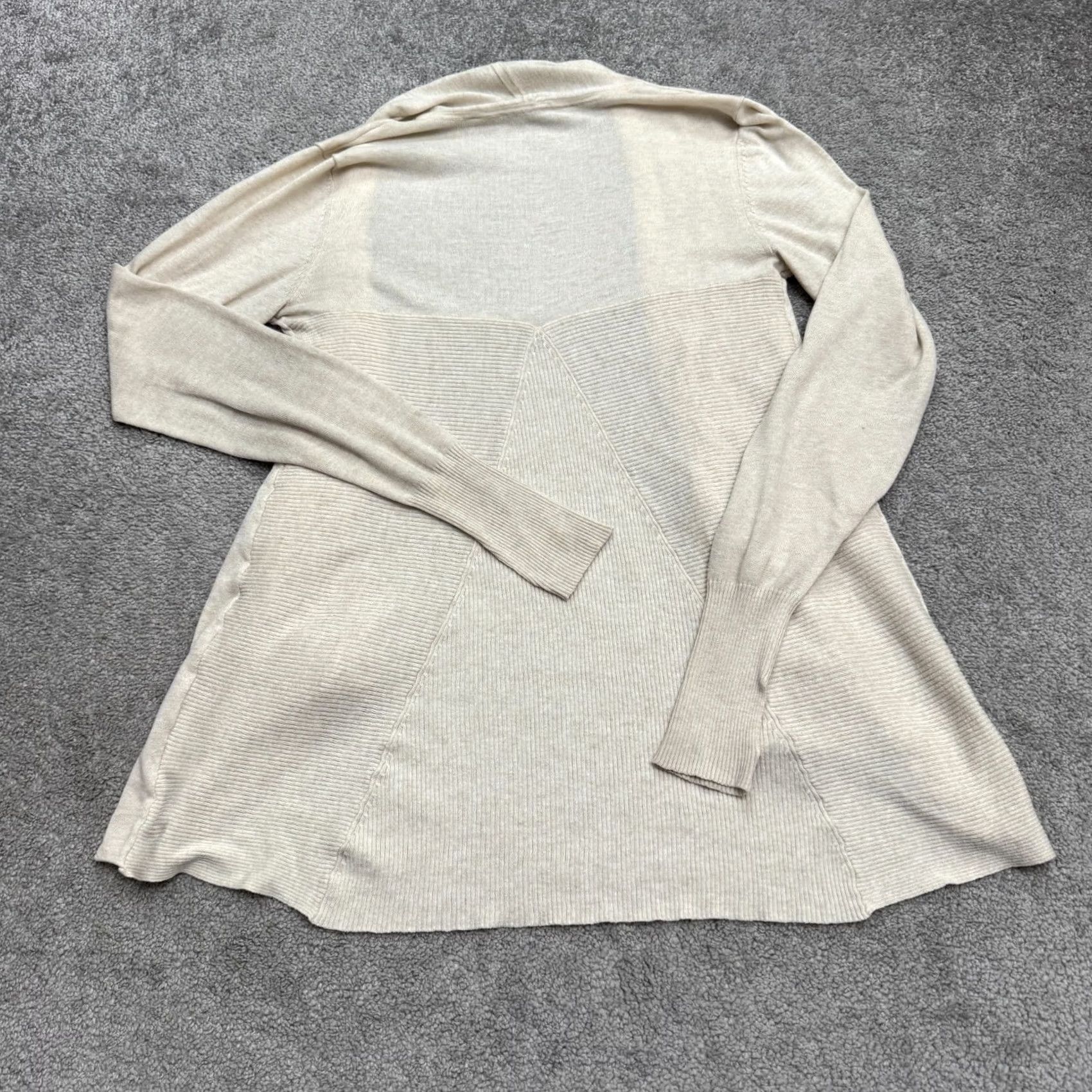 Athleta Athleta Cardigan Sweater Womens Medium Beige Knit Open Front Thumbholes Stretch Casual Shirt Womens Size M / US 6-8 / IT 42-44 - 2 Thumbnail