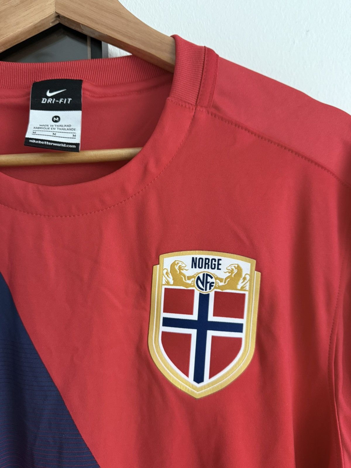 Other Nike Norway National Team 2015 Soccer Jersey Football Shirt Size US M / EU 48-50 / 2 - 3 Thumbnail