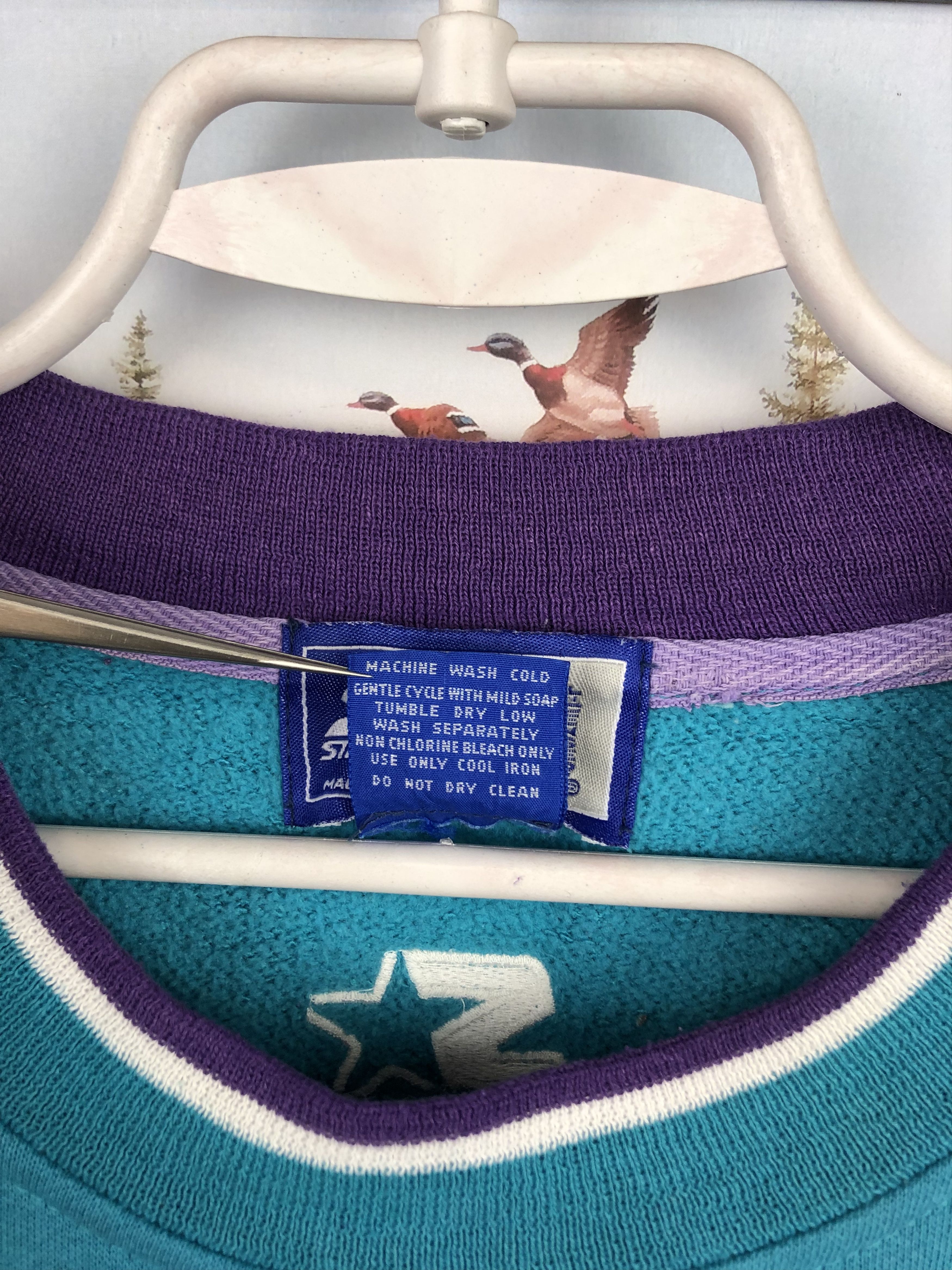 NBA Vintage Charlotte Hornets Crewneck Sweatshirt Johnson Size US L / EU 52-54 / 3 - 10 Thumbnail