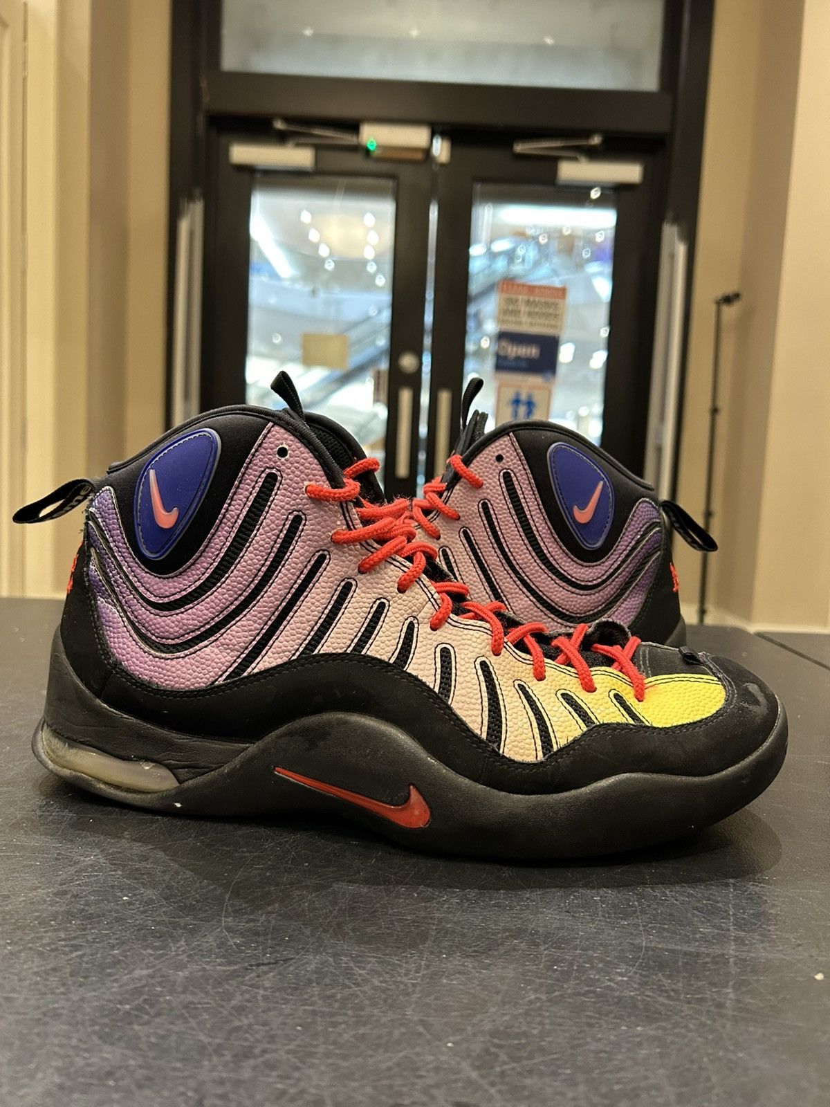 Nike × Supreme Nike Air Bakin SP ‘Supreme Black Gradient’ Size US 13 / EU 46 - 1 Thumbnail
