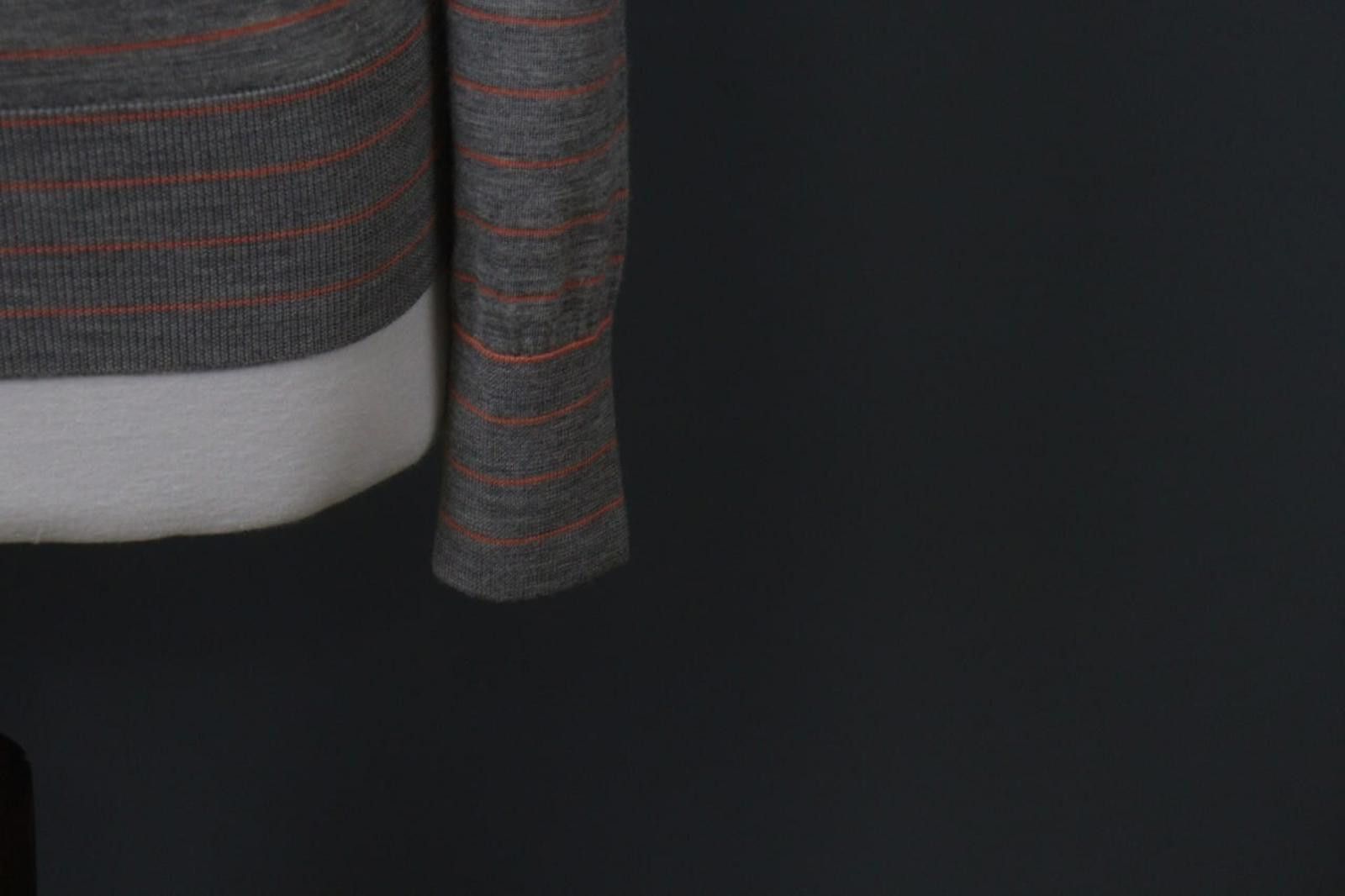 Icebreaker Icebreaker Gray Striped Wool Pullover Knit Top Size S Size S / US 4 / IT 40 - 4 Thumbnail