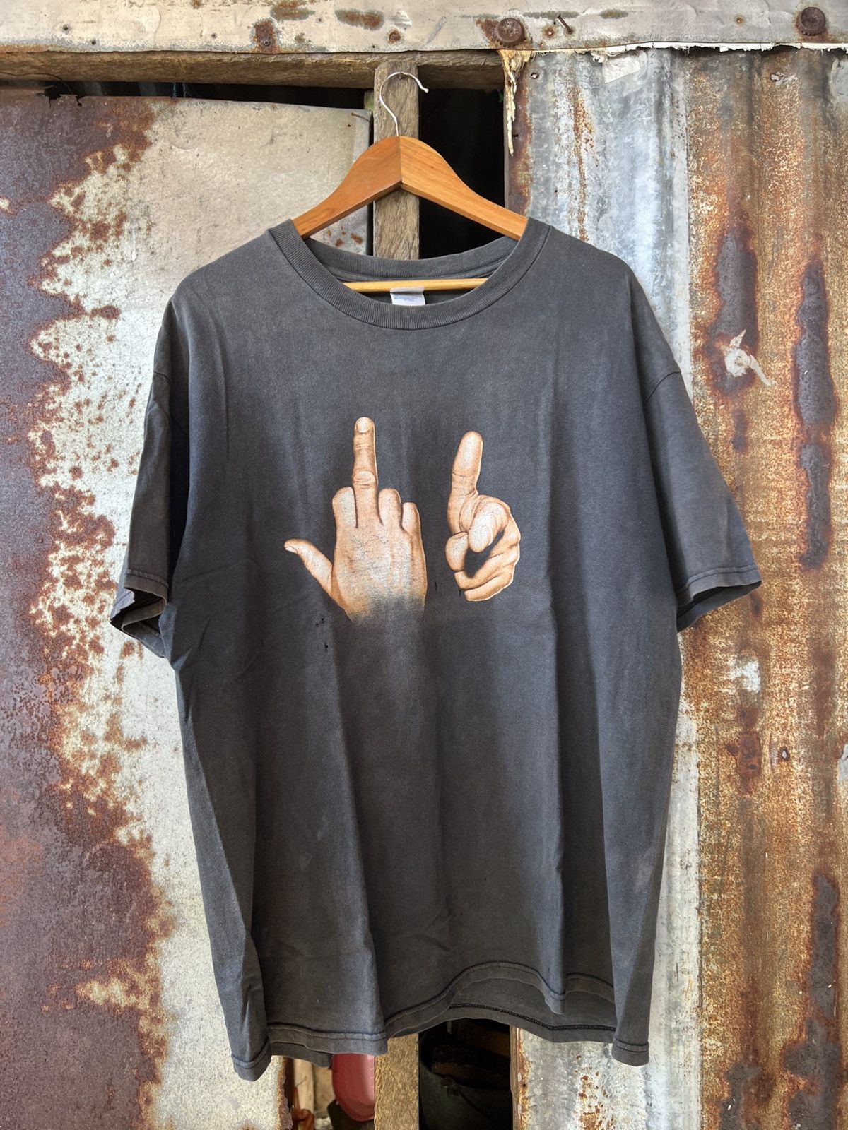 Vintage Vintage 00s Middle Finger x Asap Rocky Tee Size US L / EU 52-54 / 3 - 8 Thumbnail