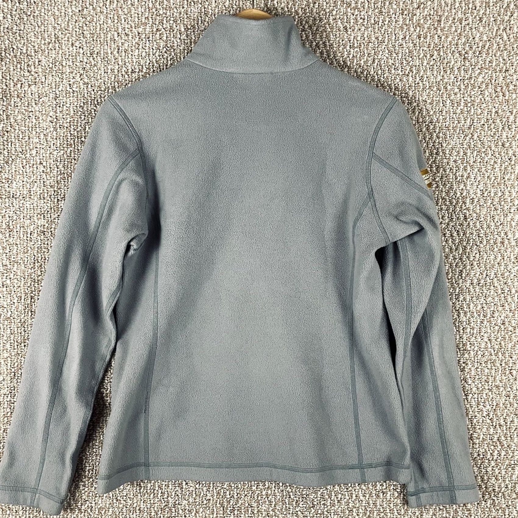 Patagonia Patagonia Micro D Pullover 1/4 Zip Grey Small Womens Sweater B1 Feather Wells Fargo Size S / US 4 / IT 40 - 3 Thumbnail