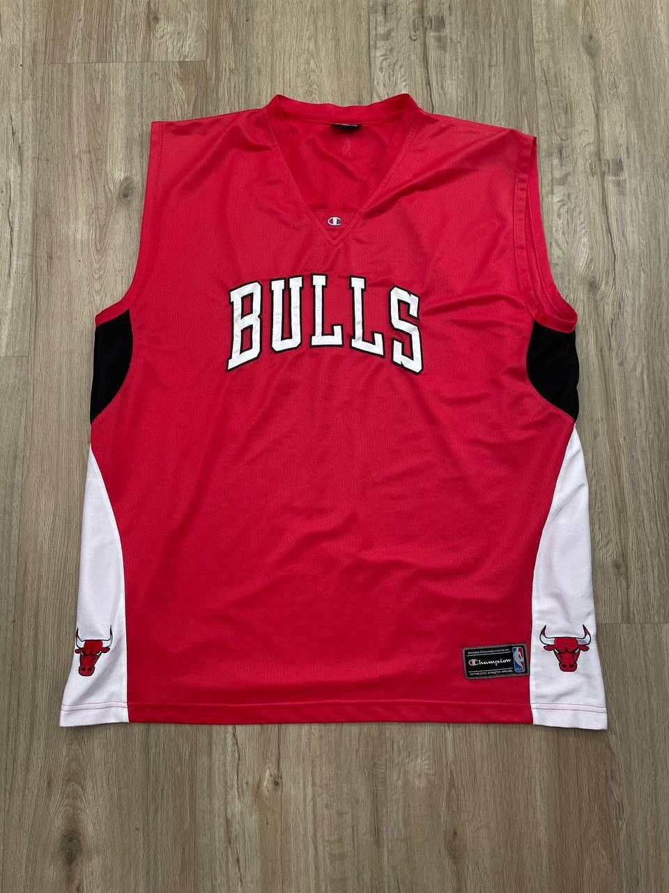 Champion Vintage Champion Chicago Bulls Jersey Size US XXL / EU 58 / 5 - 1 Thumbnail