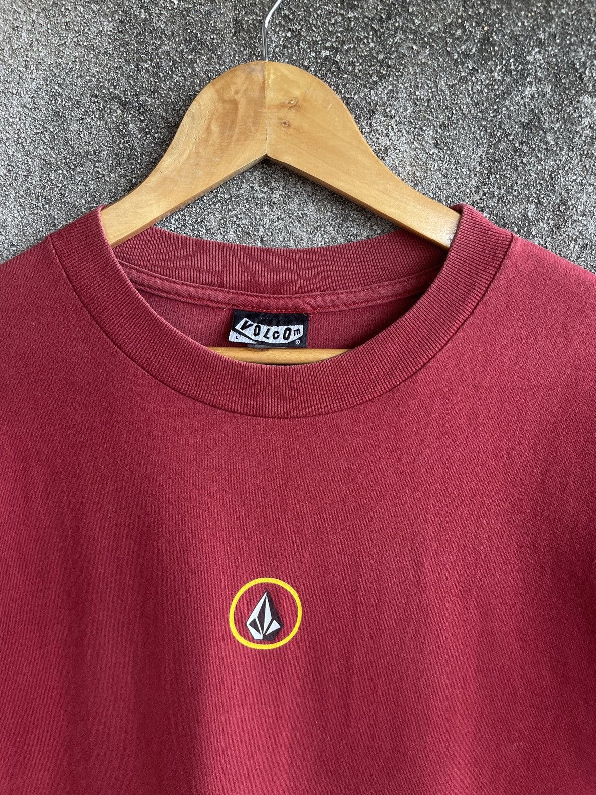 Volcom Vintage 90s Sun Faded🔥VOLCOM🔥Center Logo & Back Hit Tee Size US L / EU 52-54 / 3 - 8 Thumbnail