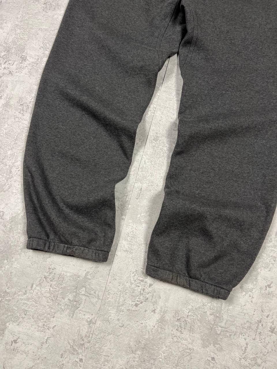 Nike Nike Baggy Grey Sweatpants Joggers Pants Size L Size US 35 - 10 Thumbnail