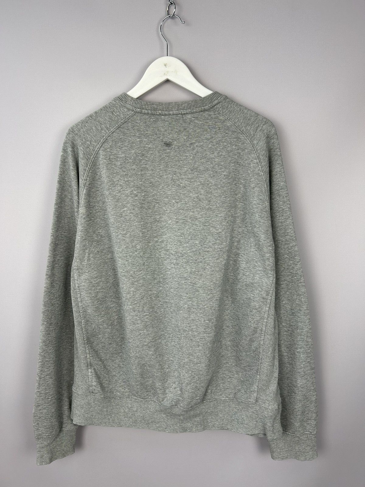 Nike × Vintage Vintage Nike Embroided Big Logo Sweatshirt Size L 90s y2k Size US L / EU 52-54 / 3 - 4 Thumbnail