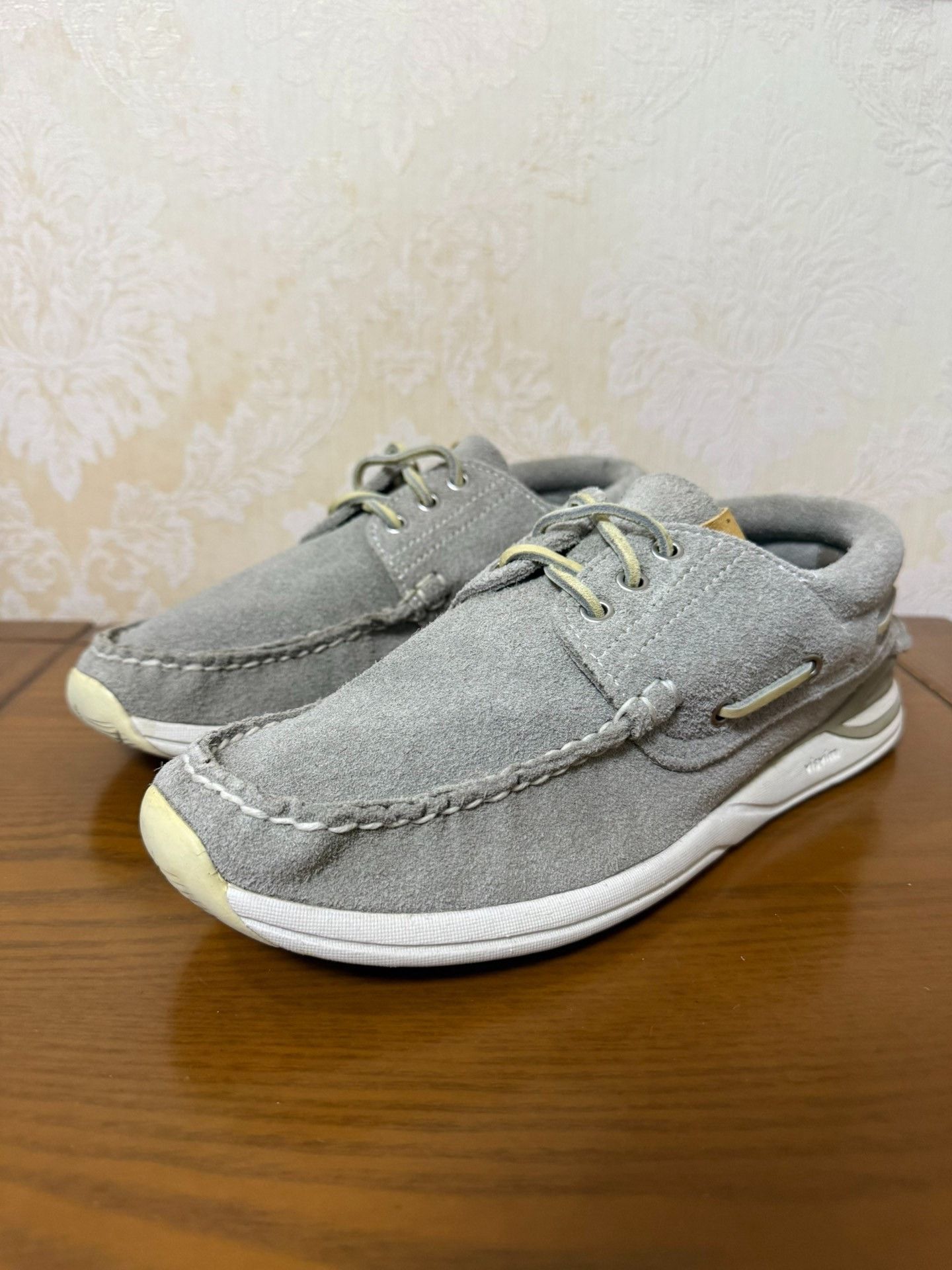 Visvim Visvim Suede Orange Lowtop Sneakers 11 Men Size US 11 / EU 44 - 1 Thumbnail