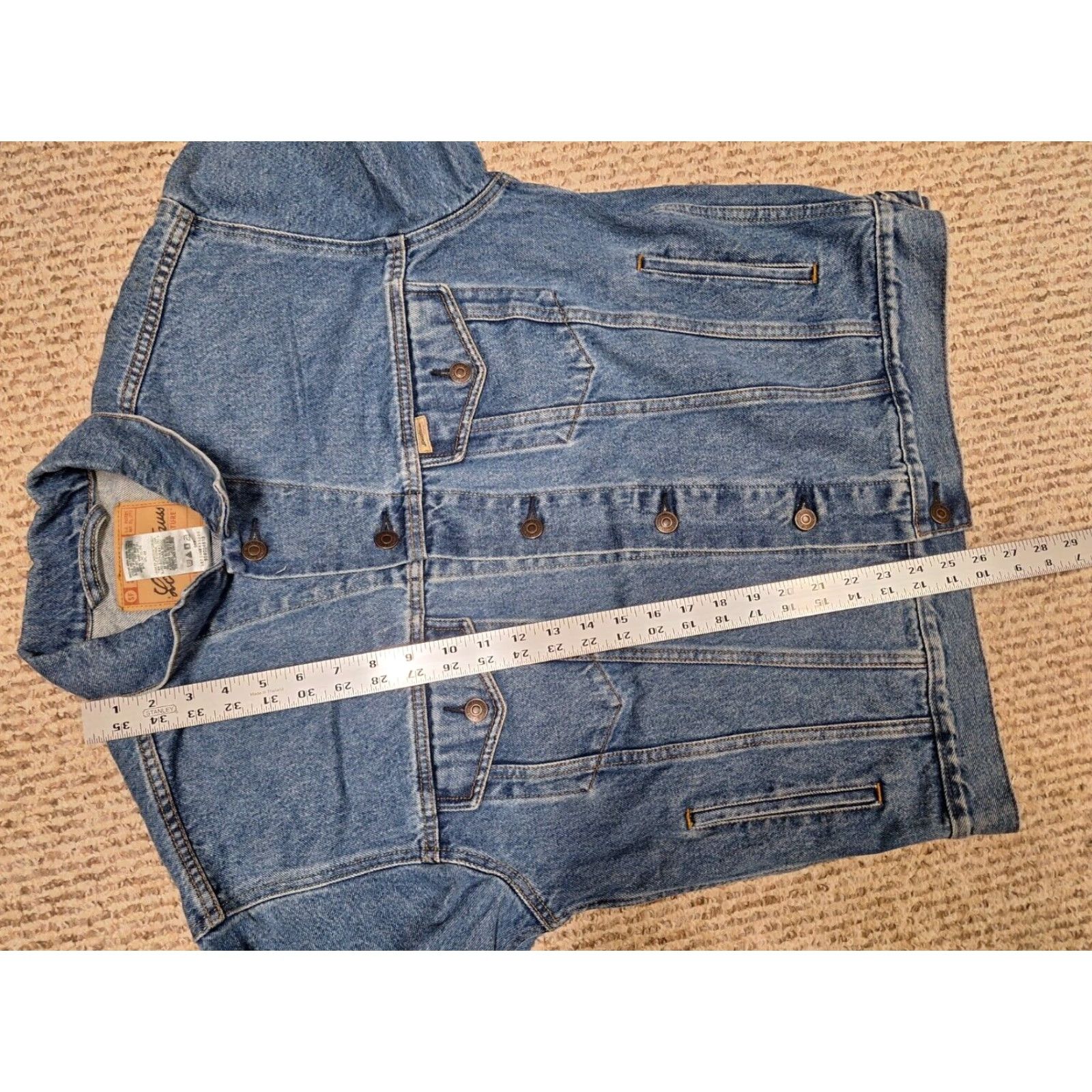 Levi's VINTAGE Levi's Trucker Jacket Mens Denim Blue M Regular Pockets Jacket USA Classic Motorcycle Style Size US M / EU 48-50 / 2 - 4 Thumbnail