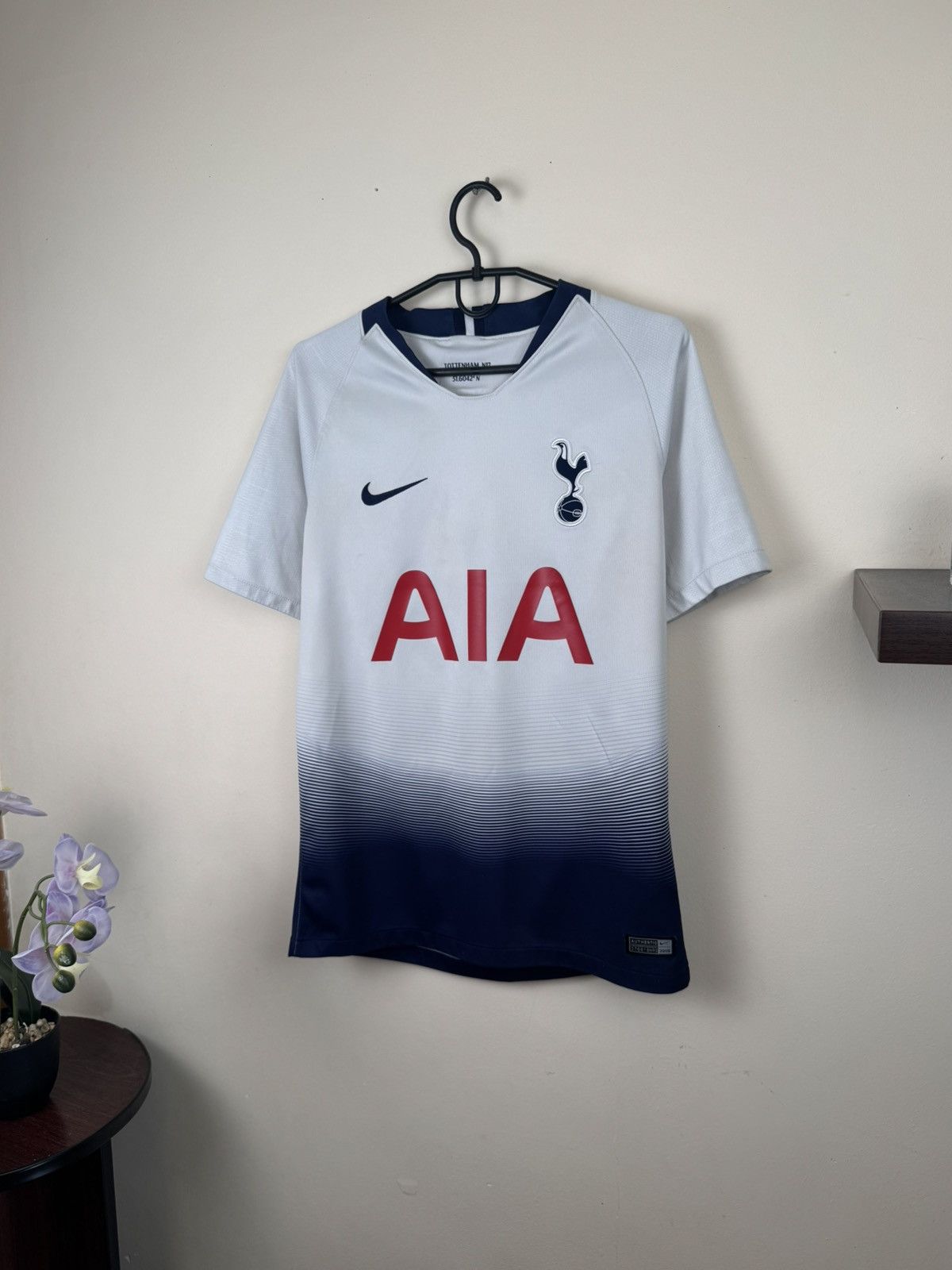 Nike Nike Tottenham 2018-2019 Home Soccer Jersey Men's S Back Size US S / EU 44-46 / 1 - 3 Thumbnail