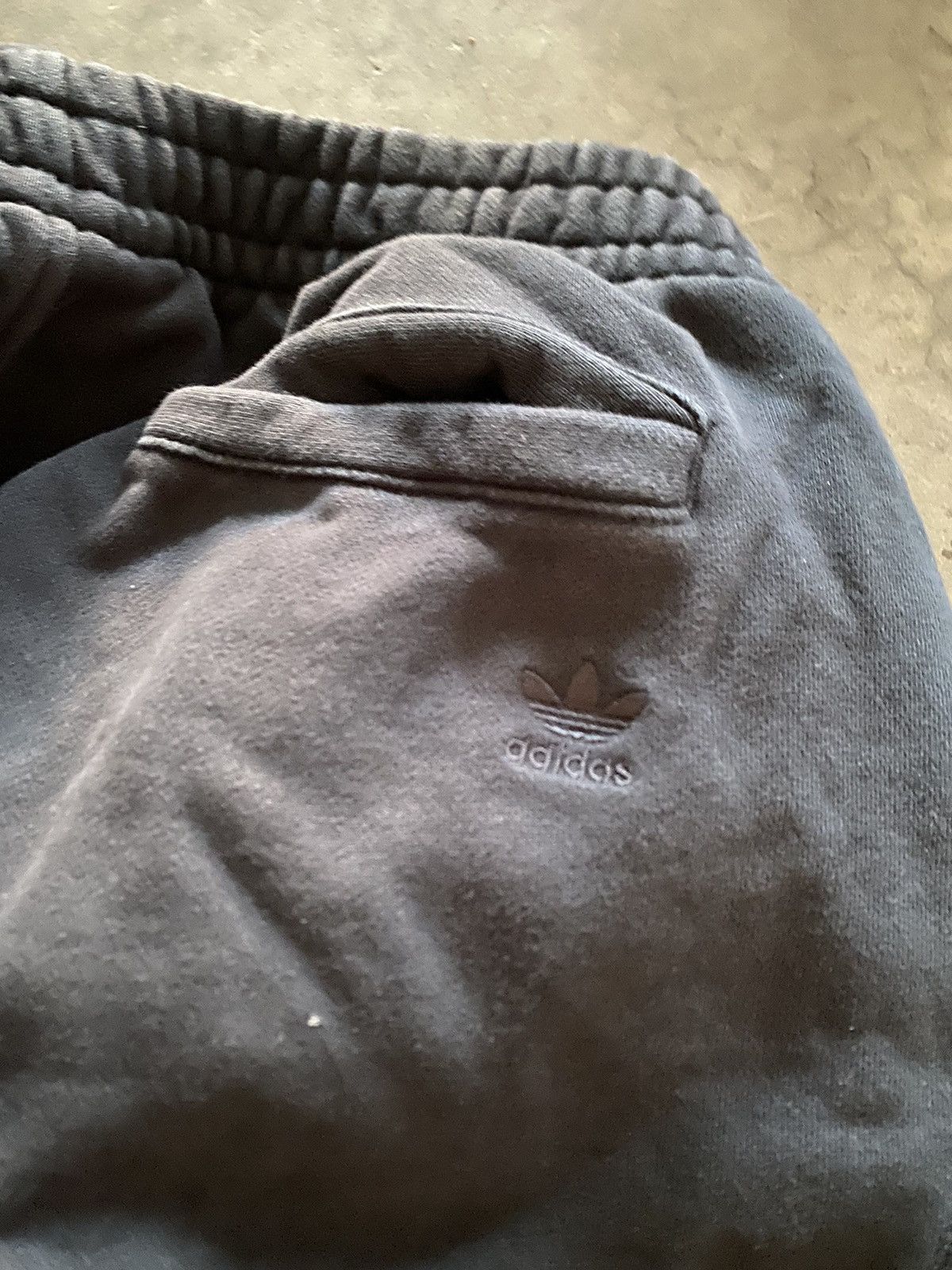 Adidas × Humanrace × Pharrell XL humanrace Adidas Pharrell Sweatpants Size US 34 / EU 50 - 6 Thumbnail