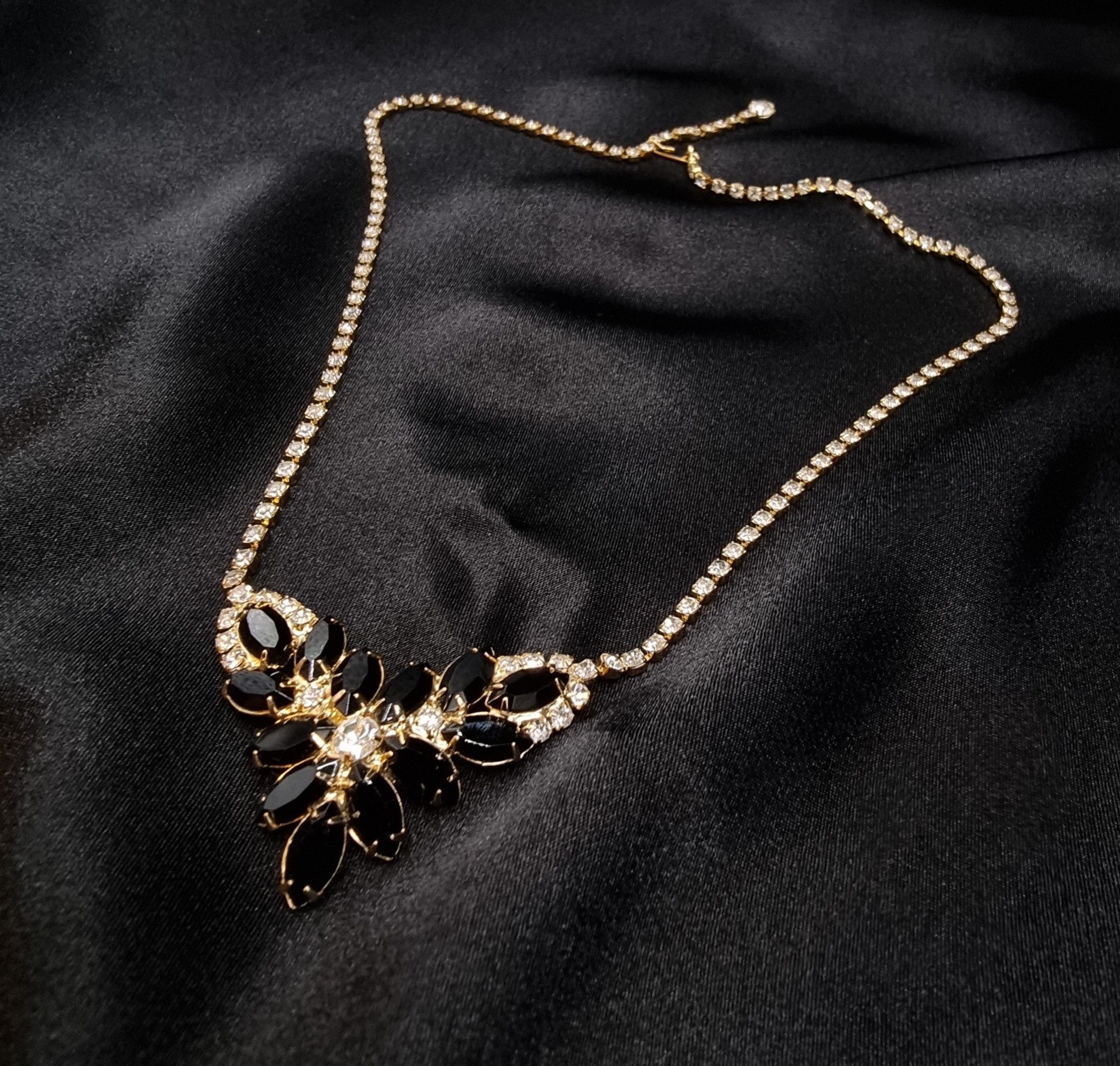Vintage Rare Find Vintage 1980s Gold-Tone Rhinestone & Black Stone F Size ONE SIZE - 1 Thumbnail