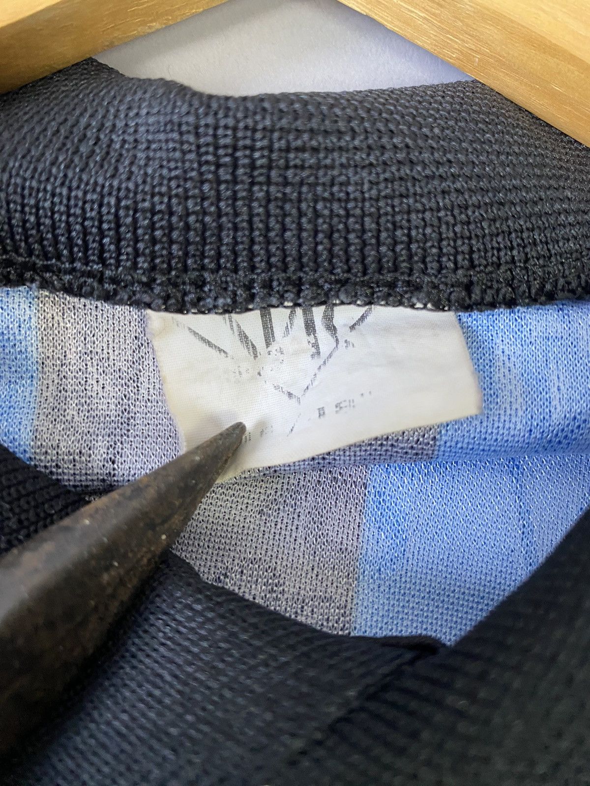 Vintage Vintage Black & Blue Striped Football Jersey Snickers logo Size US L / EU 52-54 / 3 - 6 Thumbnail