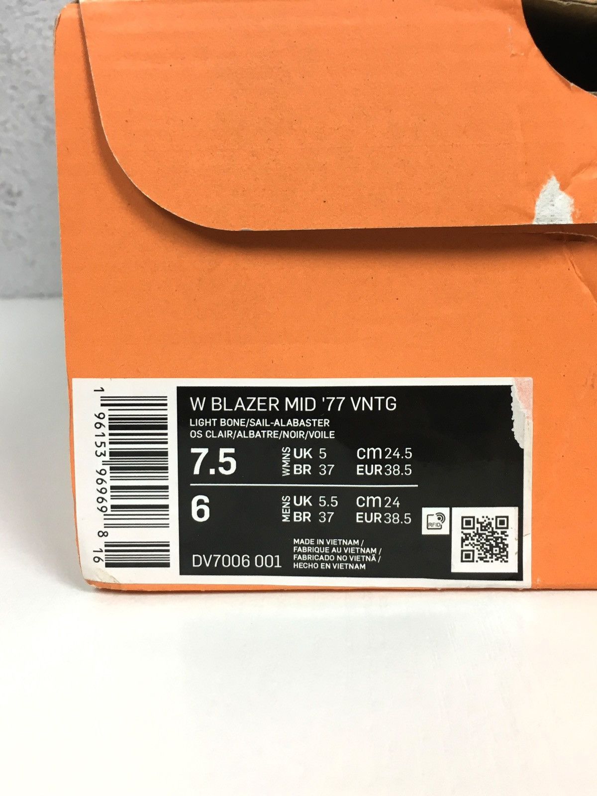 Nike × Vintage shoes NIKE W Blazer Mid ‘77 Vintage sneakers y2k skate vntg Size US 6 / EU 39 - 11 Thumbnail