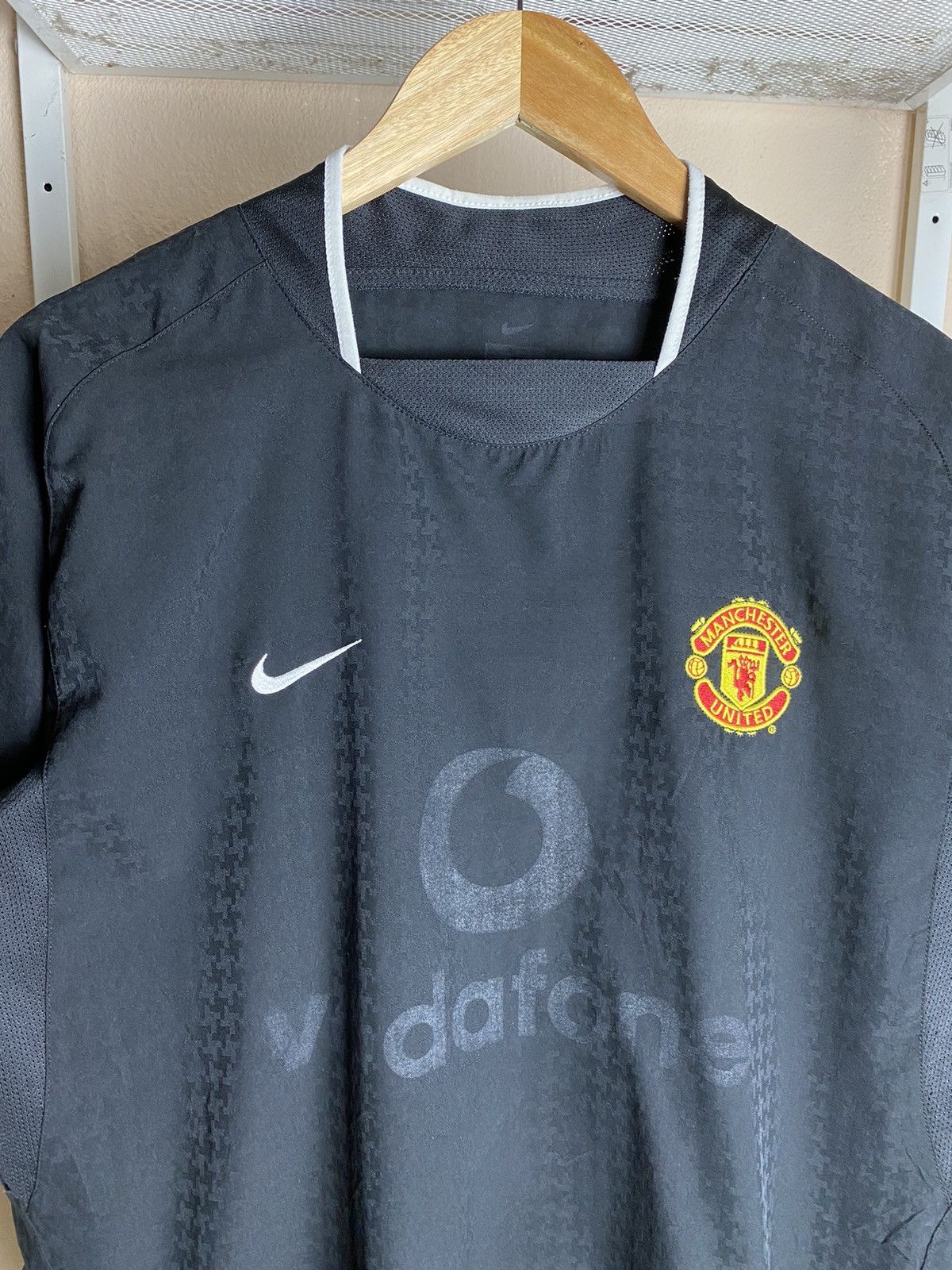 Nike Vintage Manchester United Away Kit 2004/2005 Jersey Size US M / EU 48-50 / 2 - 5 Thumbnail