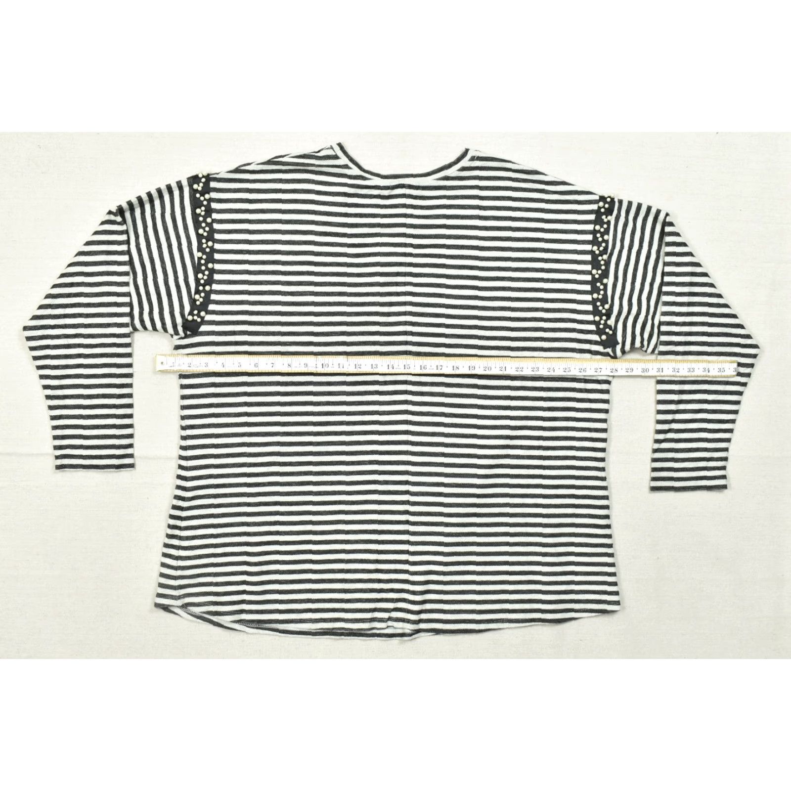 Vintage Lane Bryant Women Top Striped Long Sleeve Gray White Faux Pearl Shoulder 28 Plus D Womens Size 4XL / US 24-26 - 3 Thumbnail