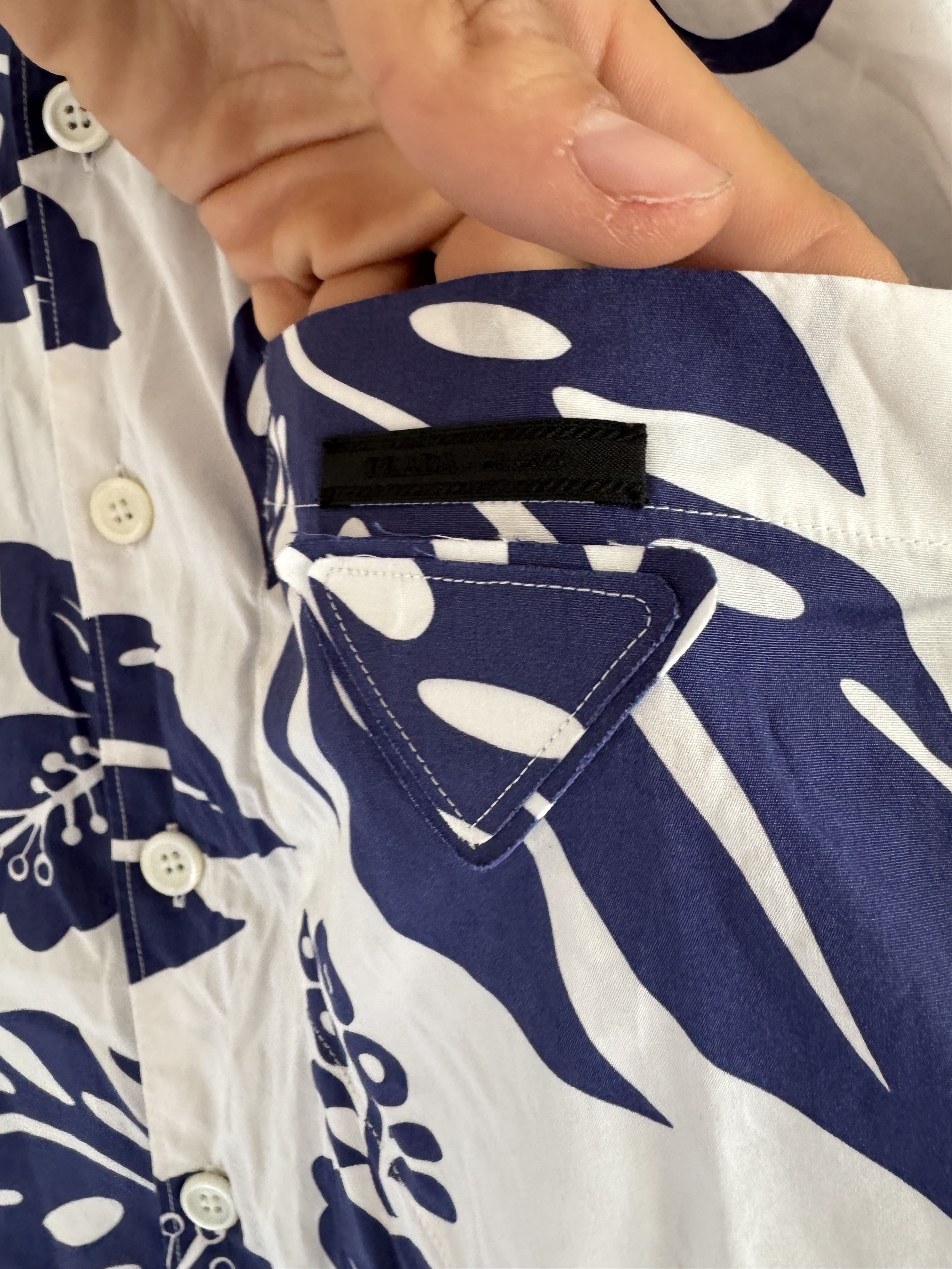 Prada Hibiscus Print Bowling Shirt Size US S / EU 44-46 / 1 - 10 Thumbnail