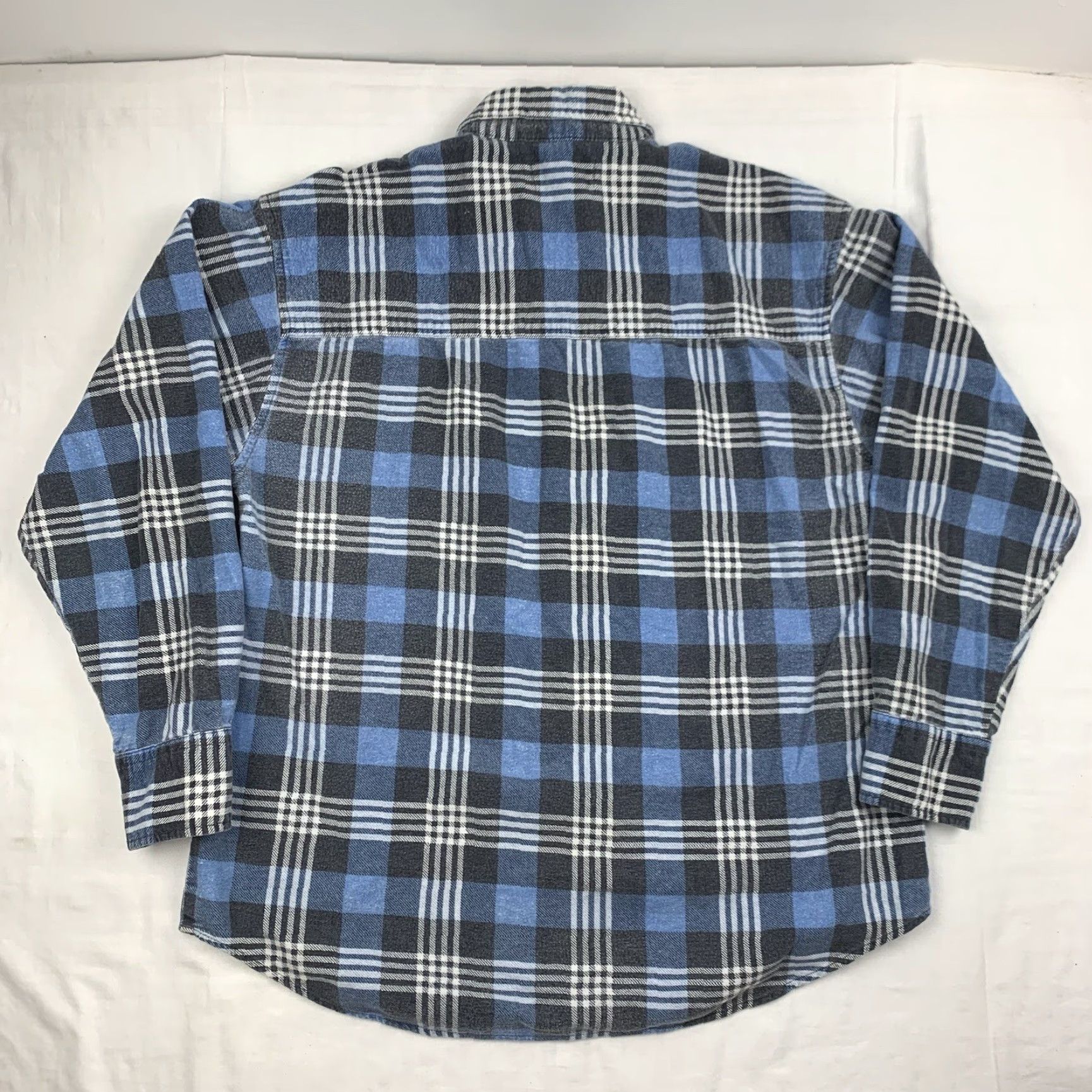 Vintage Vintage Wilderness Button Down Flannel Shirt Adult Large Blue Plaid 90s Outdoors Size US L / EU 52-54 / 3 - 8 Thumbnail