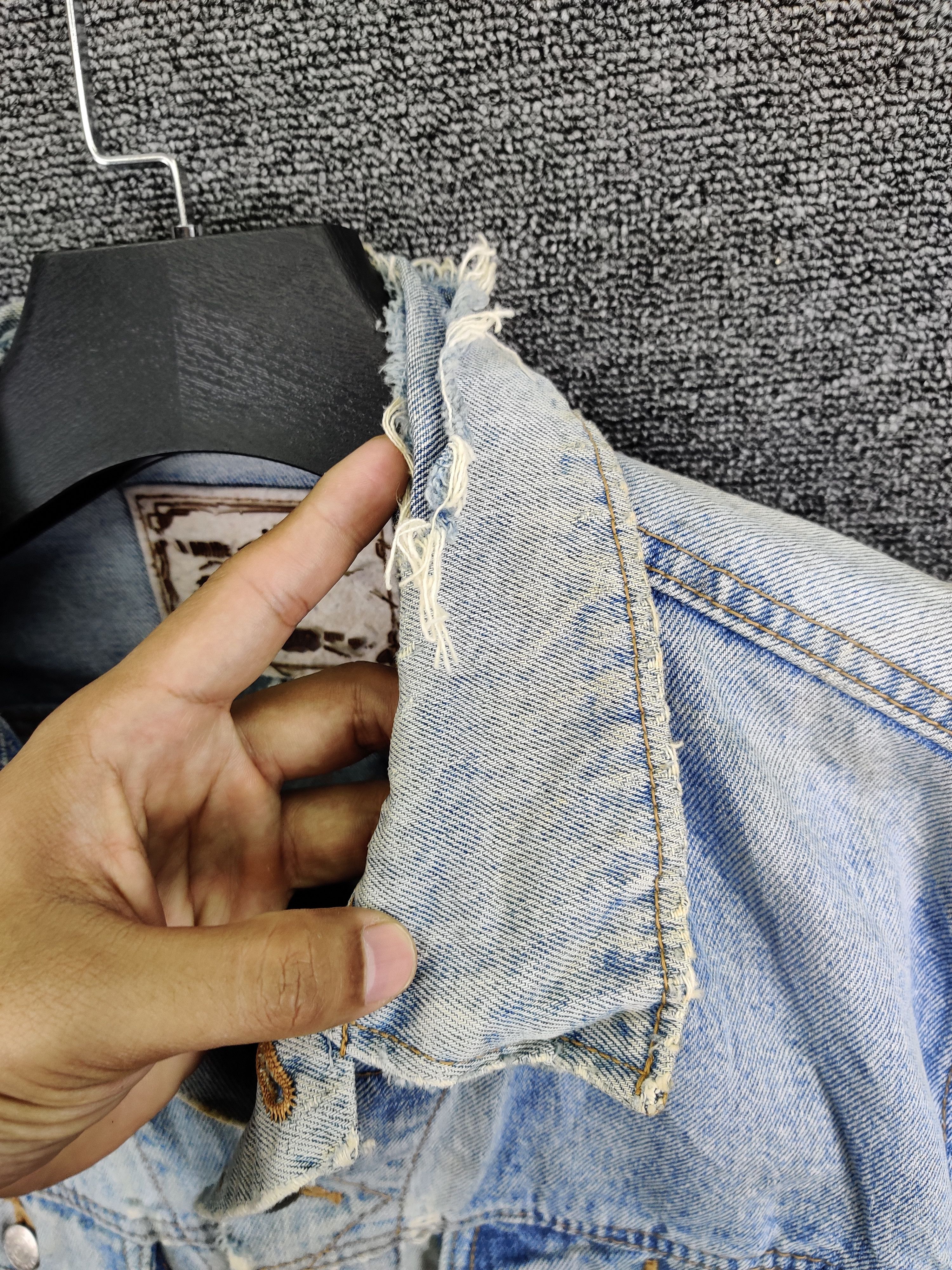 Japanese Brand Vintage G.L Heart Distressed Trucker Denim Jacket Size US M / EU 48-50 / 2 - 11 Thumbnail
