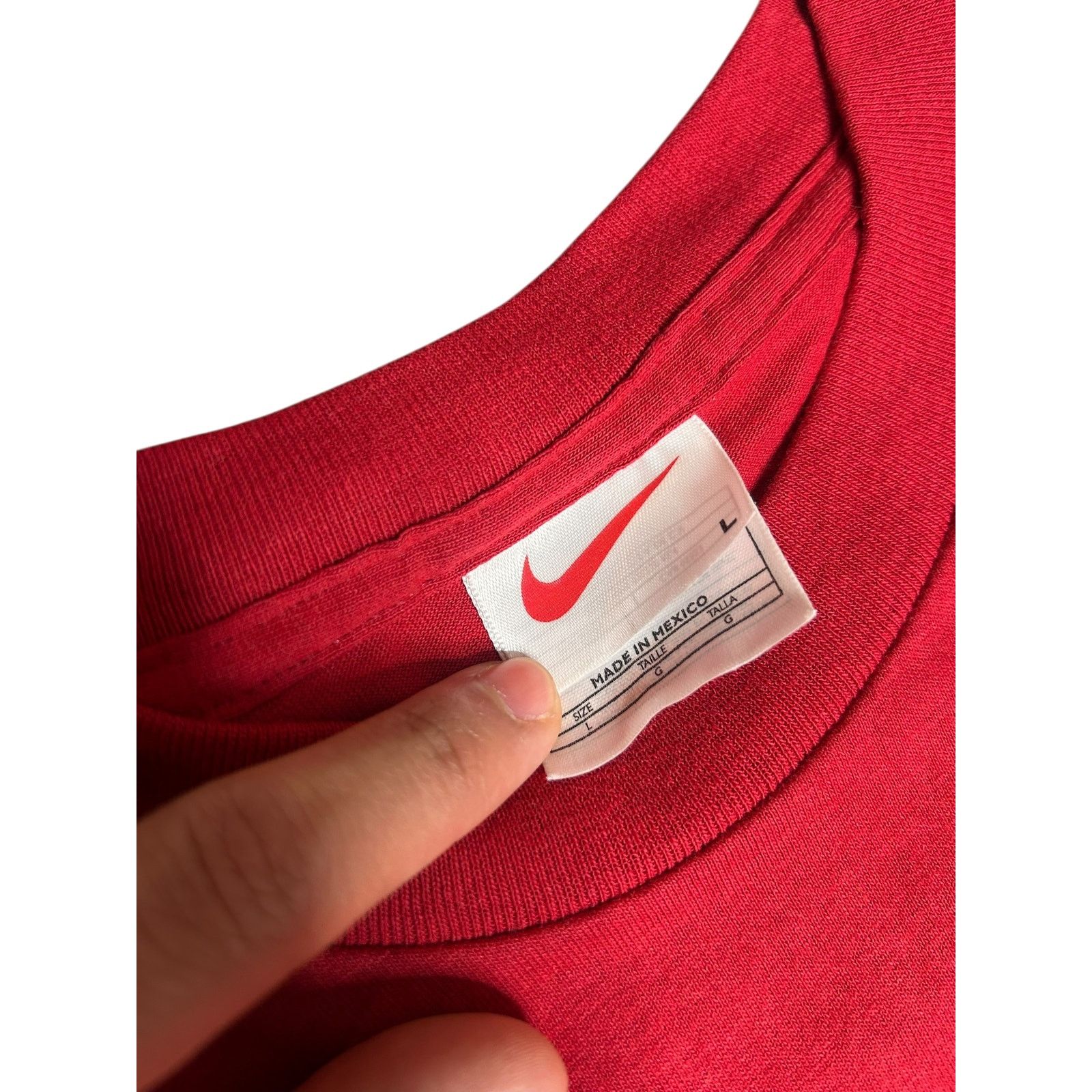 Nike × Vintage Vintage 90s Nike Graphic T-Shirt Size US L / EU 52-54 / 3 - 5 Thumbnail